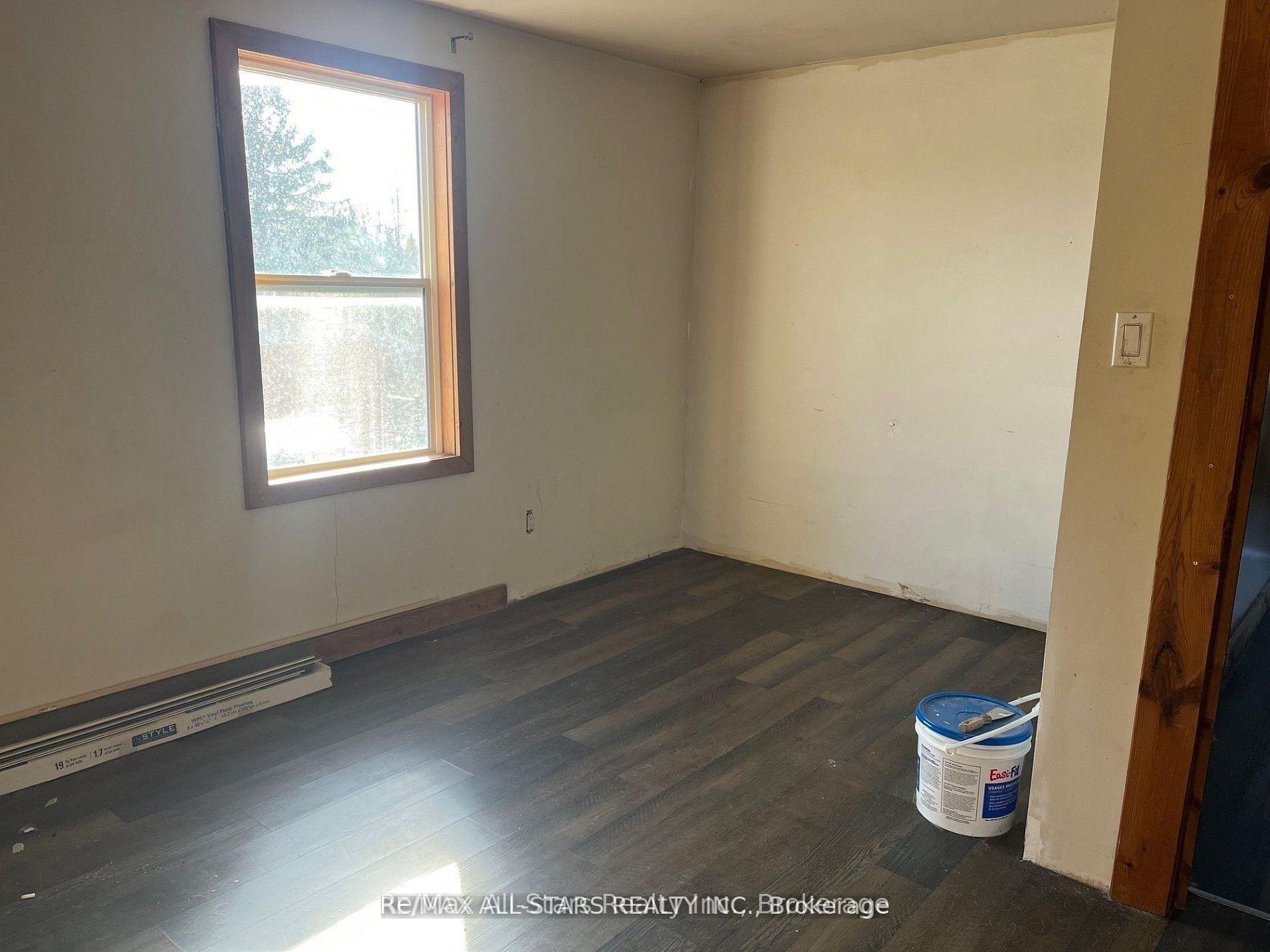 Photo 10 of 211 Burnt River Road, Kawartha Lakes, Somerville — HOMEH