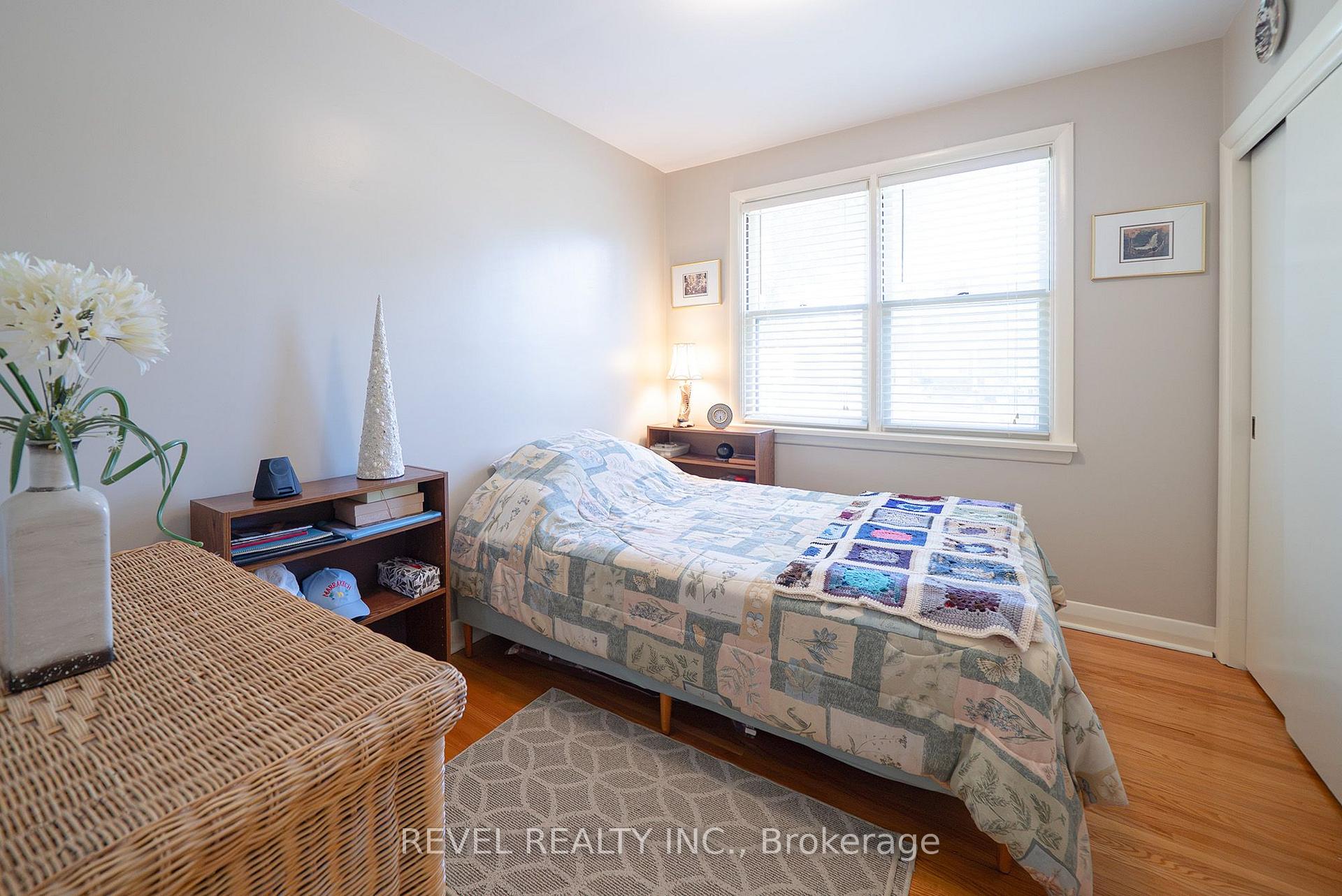 Photo 16 of 57 Devon Street, Brantford, Henderson-Sky Acres — HOMEH