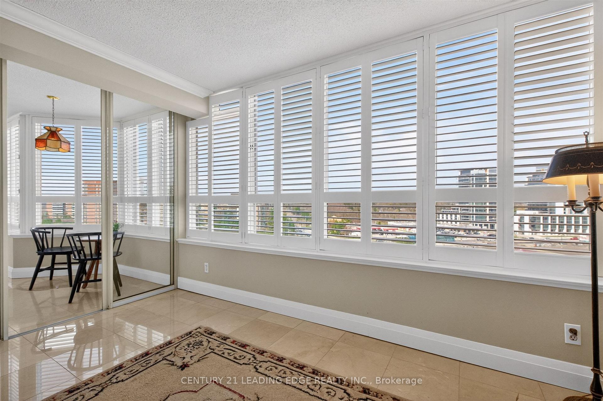 Photo 8 of Unit 1011, 33 Weldrick Road E, Richmond Hill, Observatory — HOMEH
