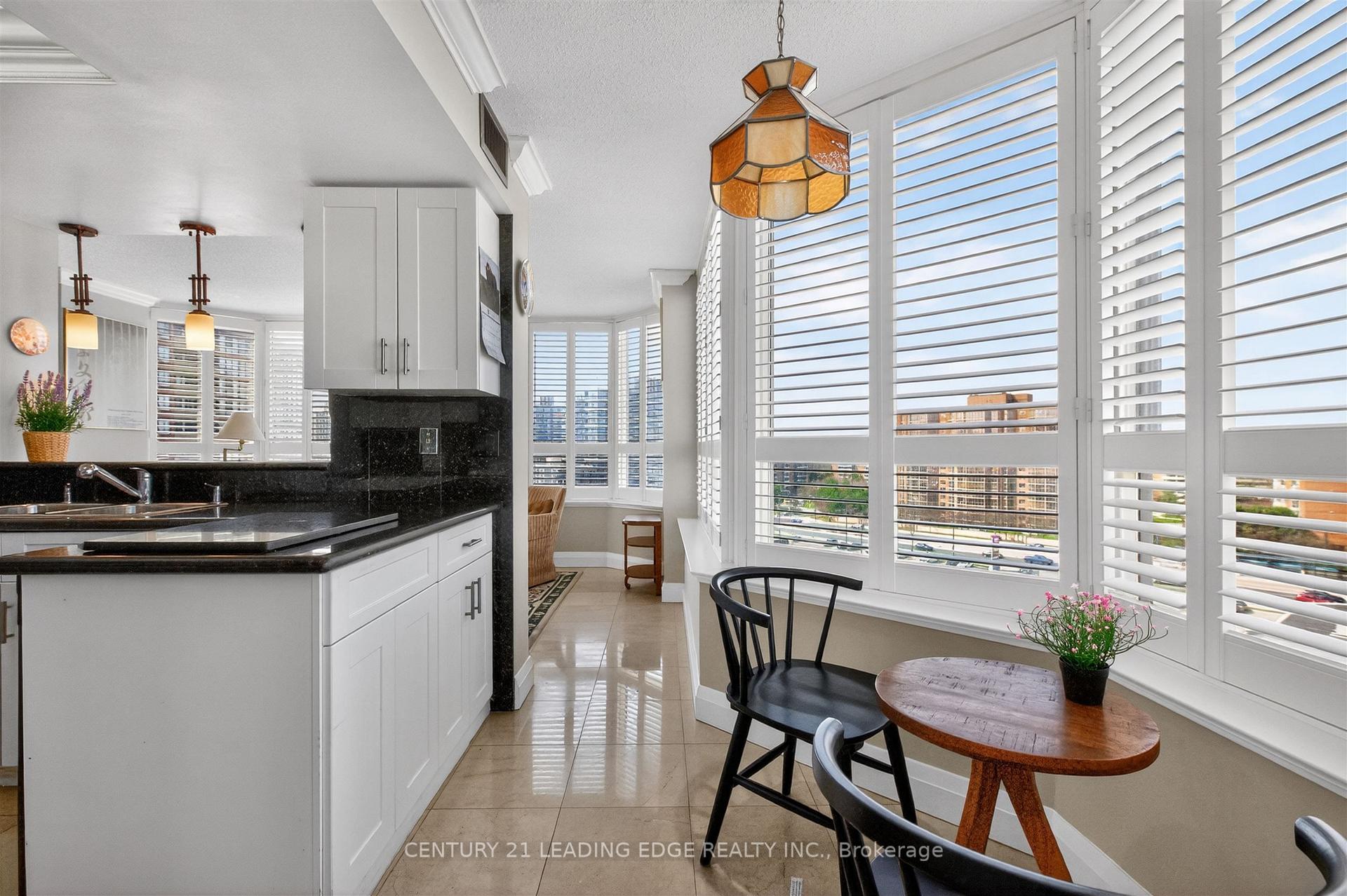 Photo 13 of Unit 1011, 33 Weldrick Road E, Richmond Hill, Observatory — HOMEH