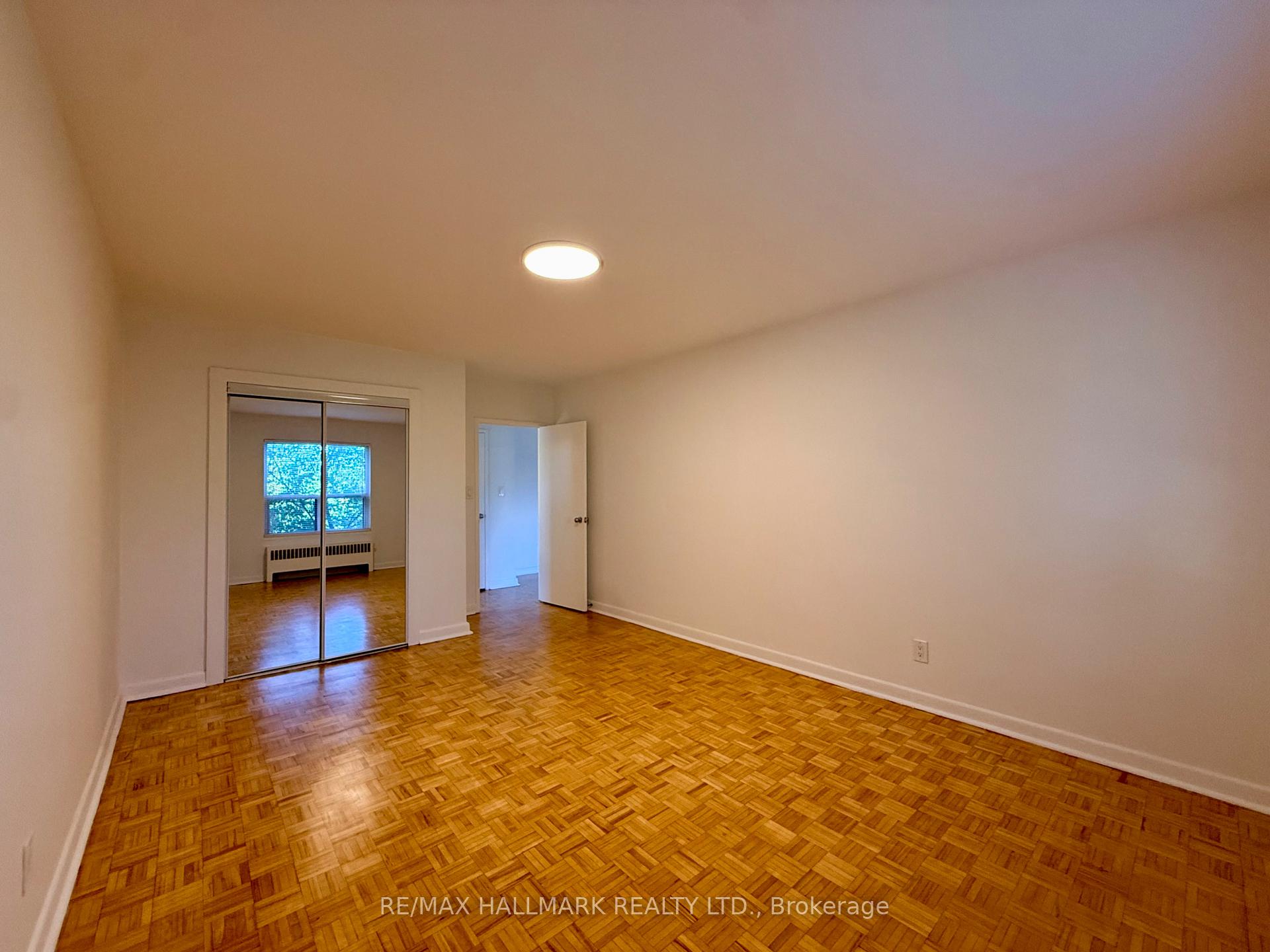 Photo 10 of Unit 305, 28 Upper Canada Drive, North York, St. Andrew-Windfields — HOMEH