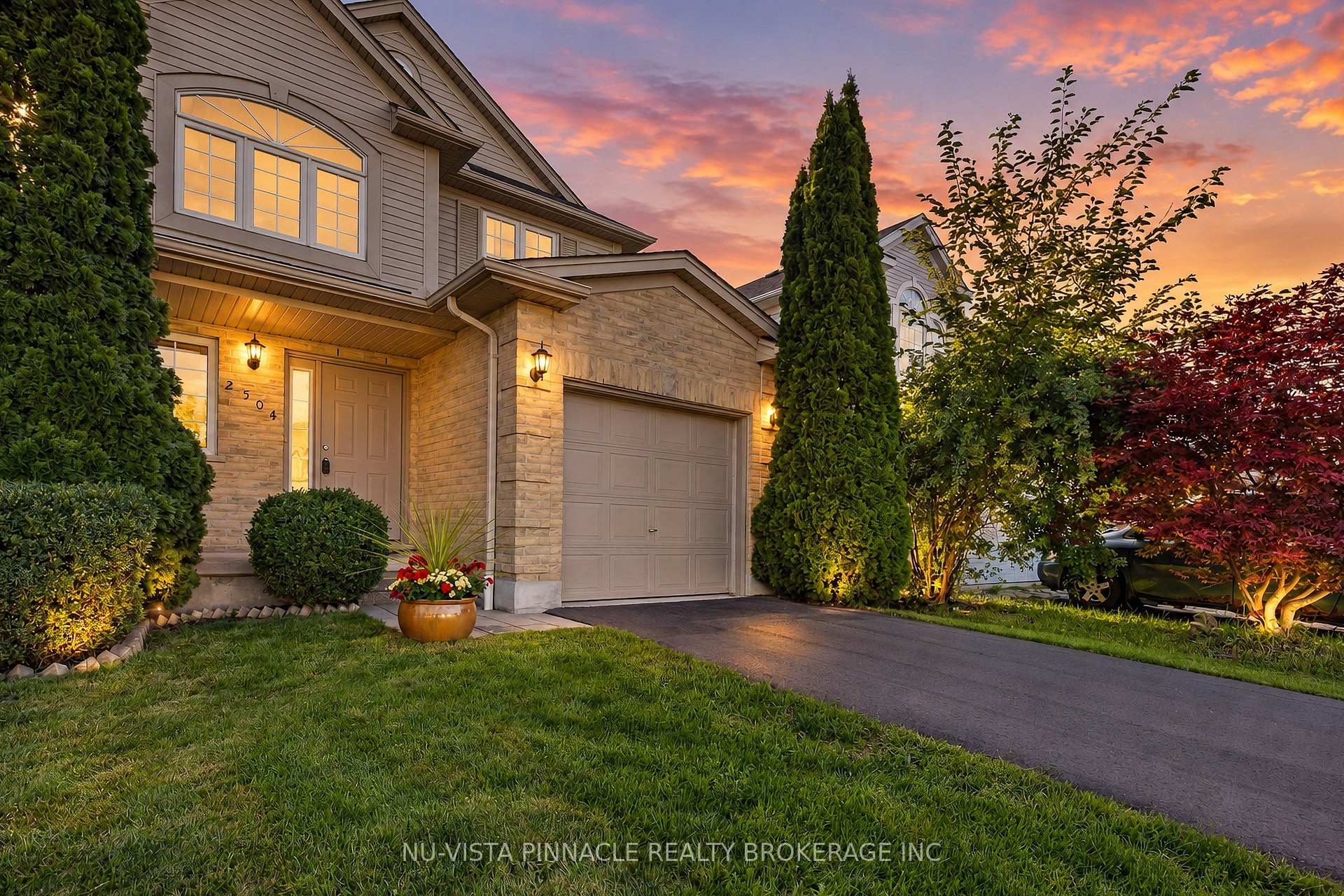 Photo 1 of 2504 Meadowgate Boulevard, London, South U — HOMEH