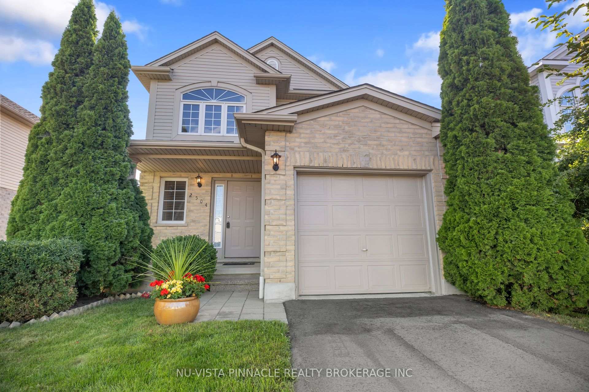 Photo 5 of 2504 Meadowgate Boulevard, London, South U — HOMEH
