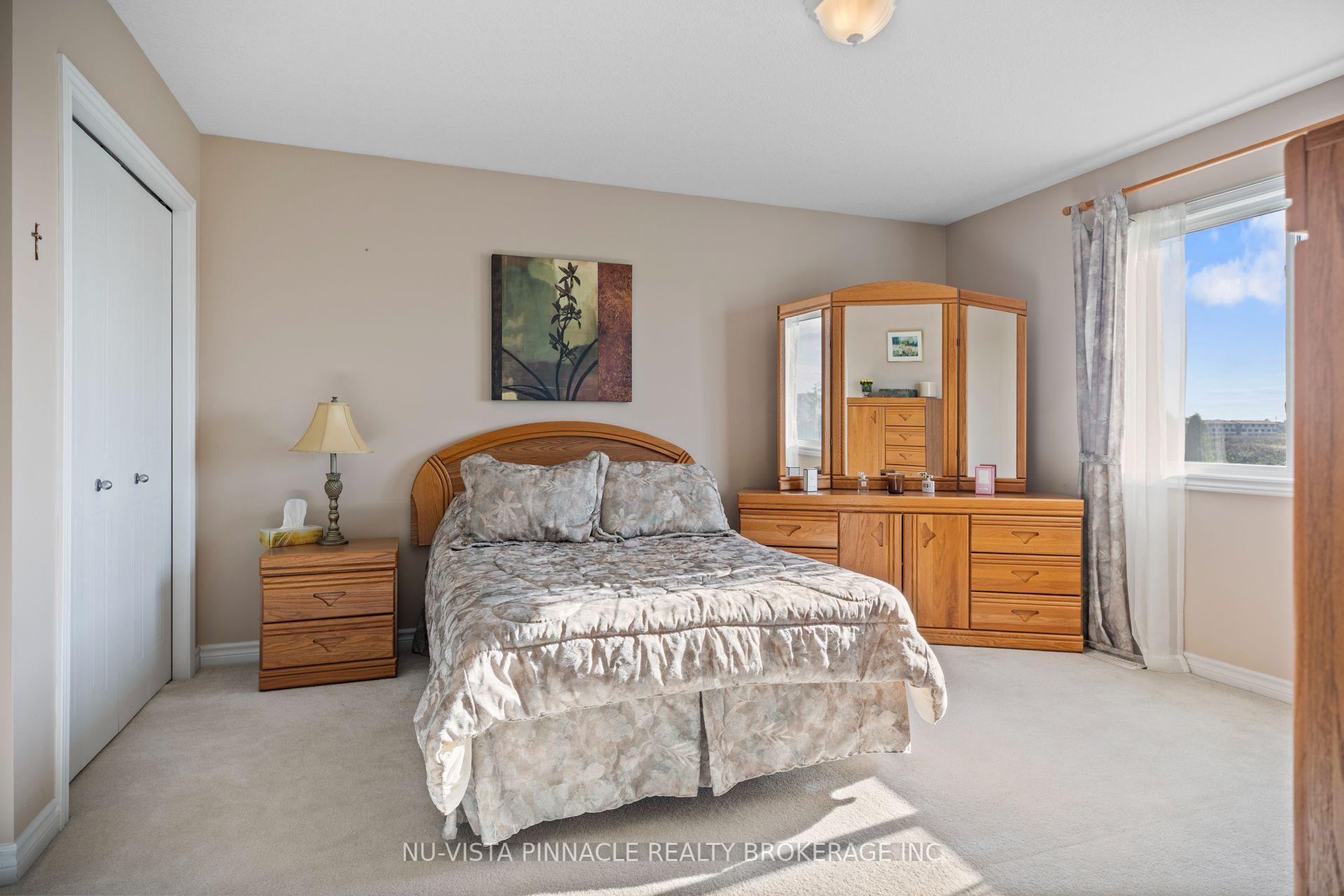 Photo 23 of 2504 Meadowgate Boulevard, London, South U — HOMEH