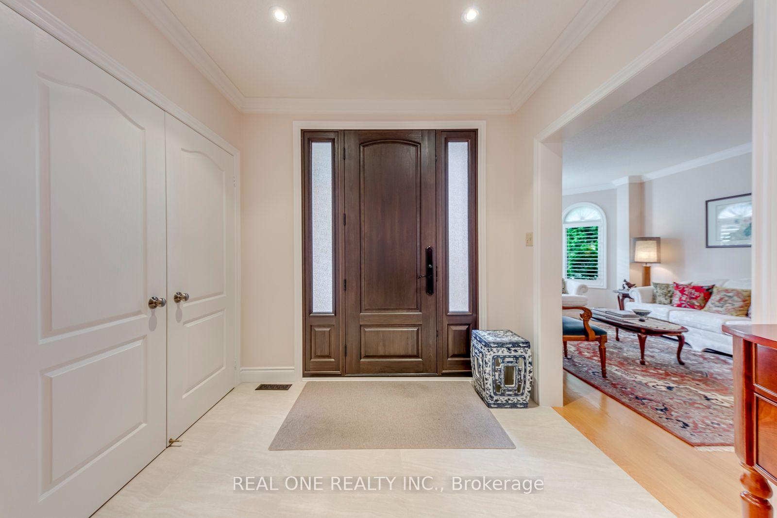 Photo 5 of 415 March Crescent, Oakville, River Oaks — HOMEH