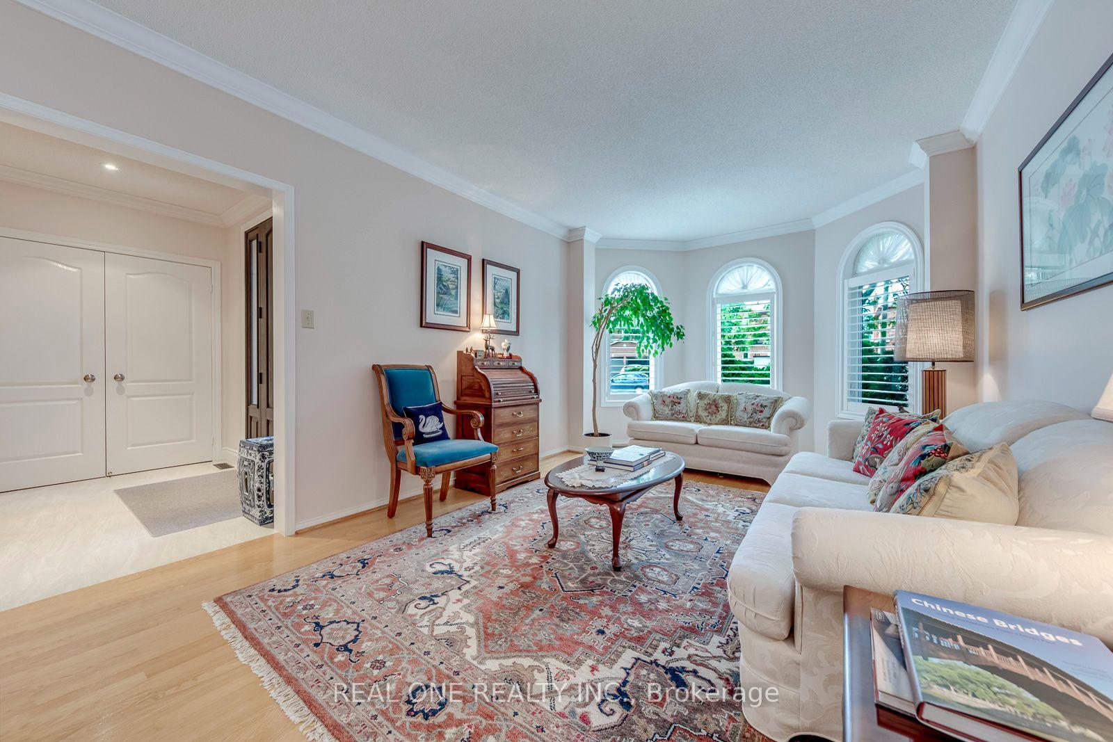 Photo 8 of 415 March Crescent, Oakville, River Oaks — HOMEH