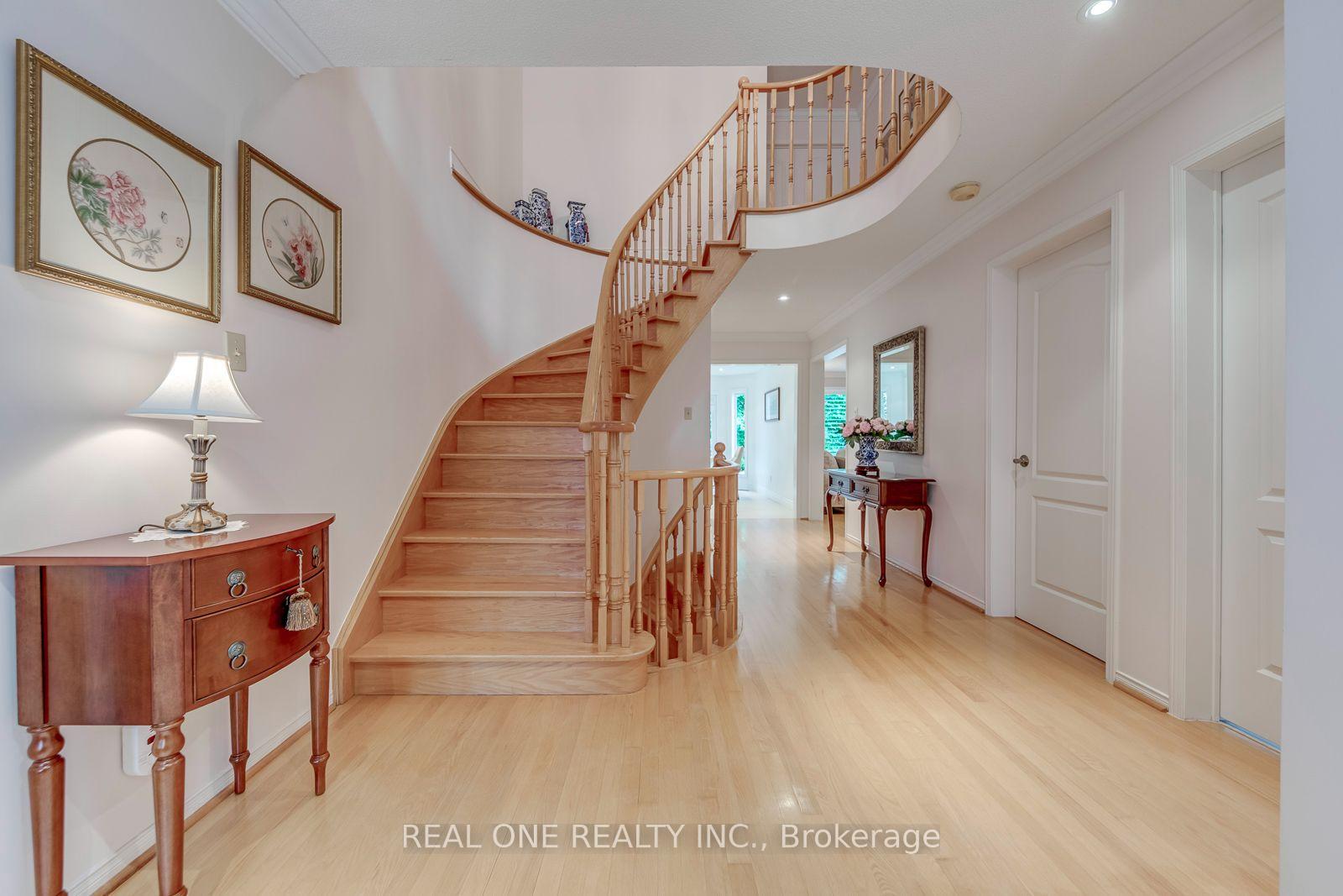 Photo 26 of 415 March Crescent, Oakville, River Oaks — HOMEH