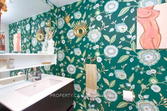 Photo 6 of Unit PH2, 109 Wolseley Street, Toronto, Trinity-Bellwoods — HOMEH