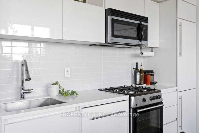 Photo 14 of Unit PH2, 109 Wolseley Street, Toronto, Trinity-Bellwoods — HOMEH