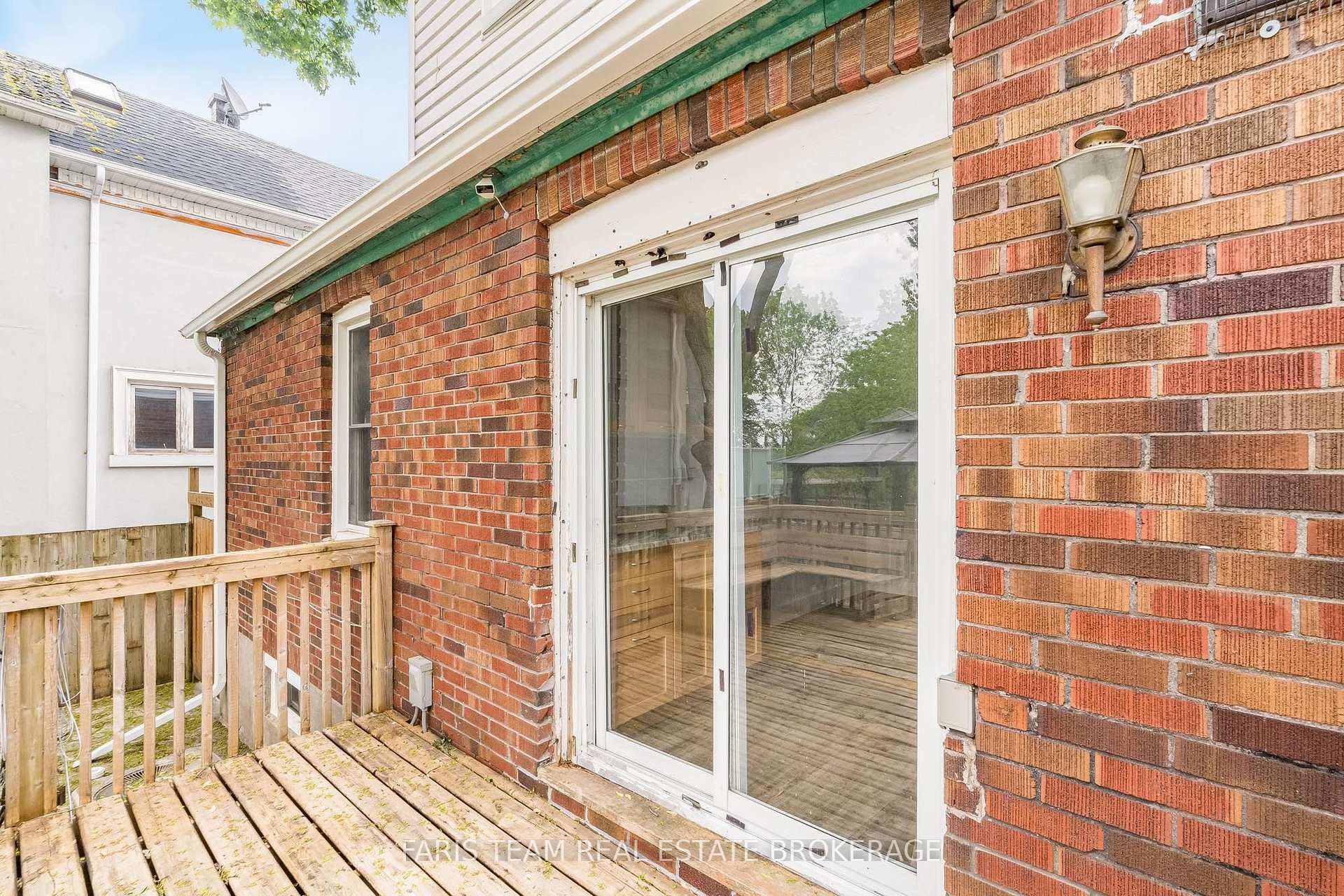 Photo 39 of 18 Holgate Street, Barrie, Allandale — HOMEH