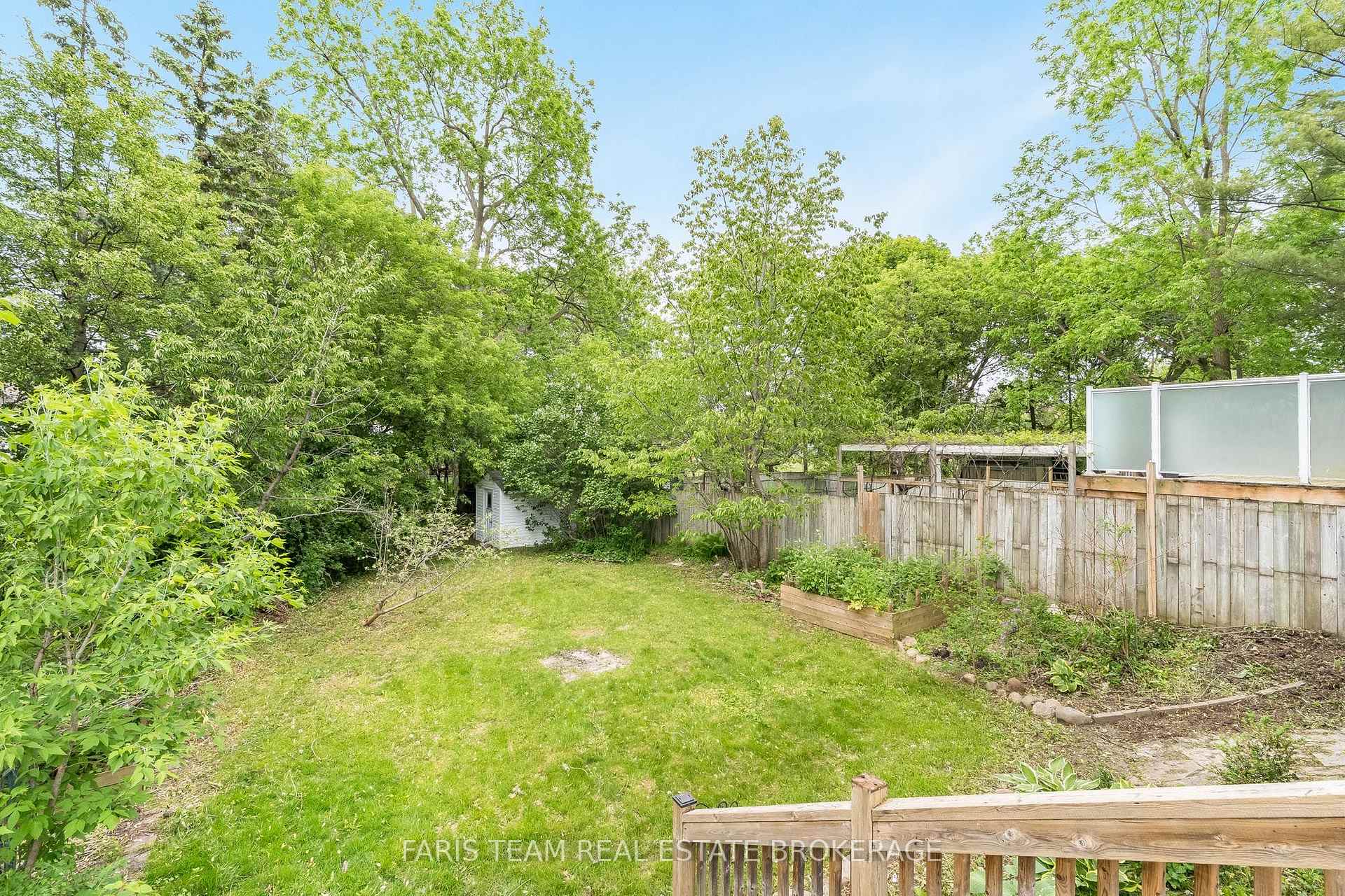 Photo 43 of 18 Holgate Street, Barrie, Allandale — HOMEH