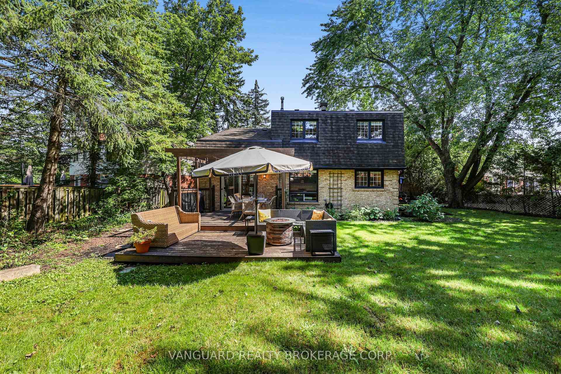 Photo 21 of 336 Dingle Court, Caledon, Bolton North — HOMEH