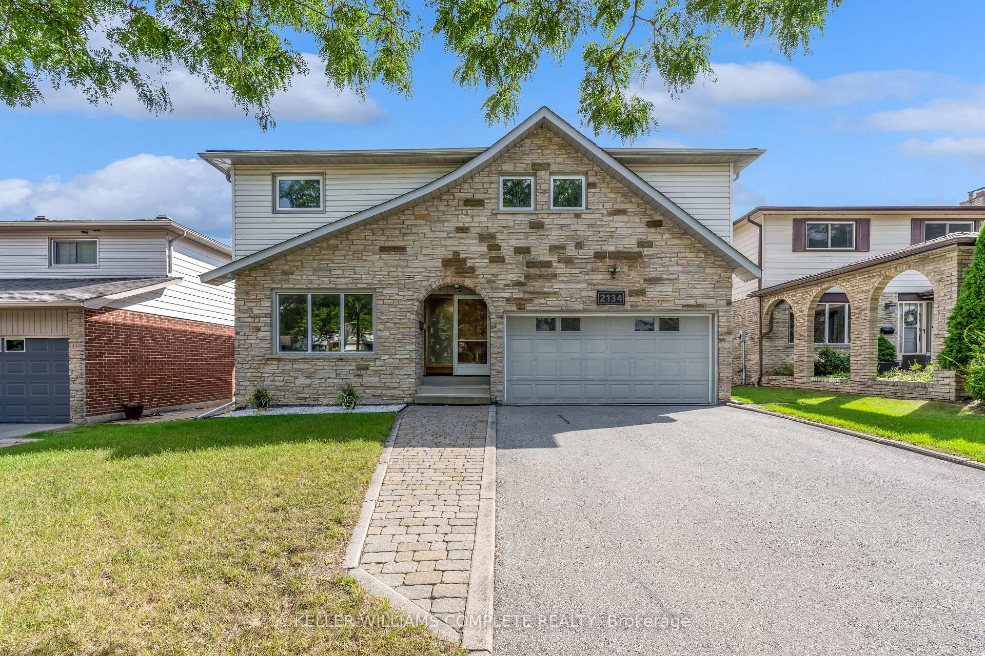 Photo 1 of 2134 Cartier Crescent, Burlington, Brant Hills — HOMEH