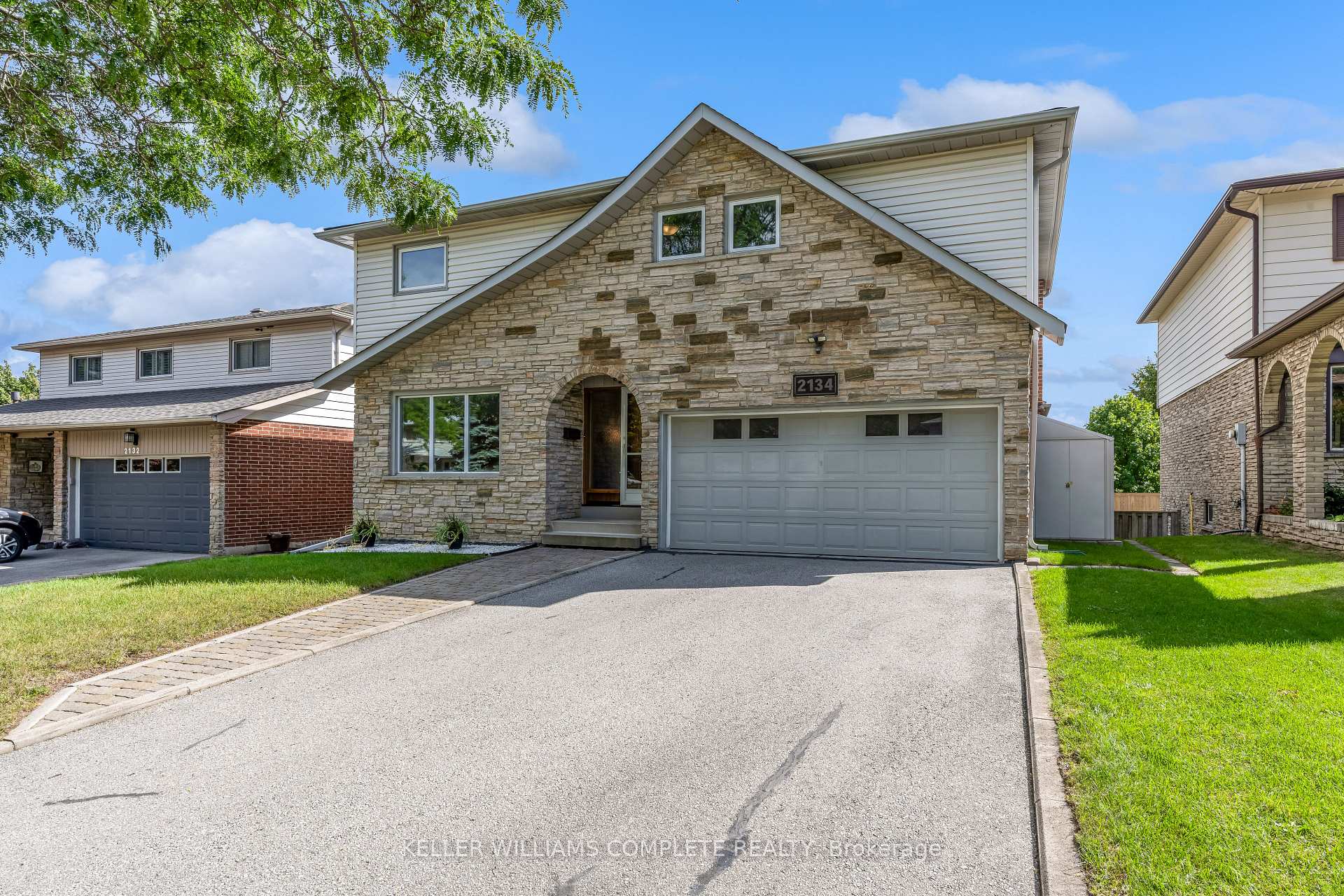 Photo 2 of 2134 Cartier Crescent, Burlington, Brant Hills — HOMEH