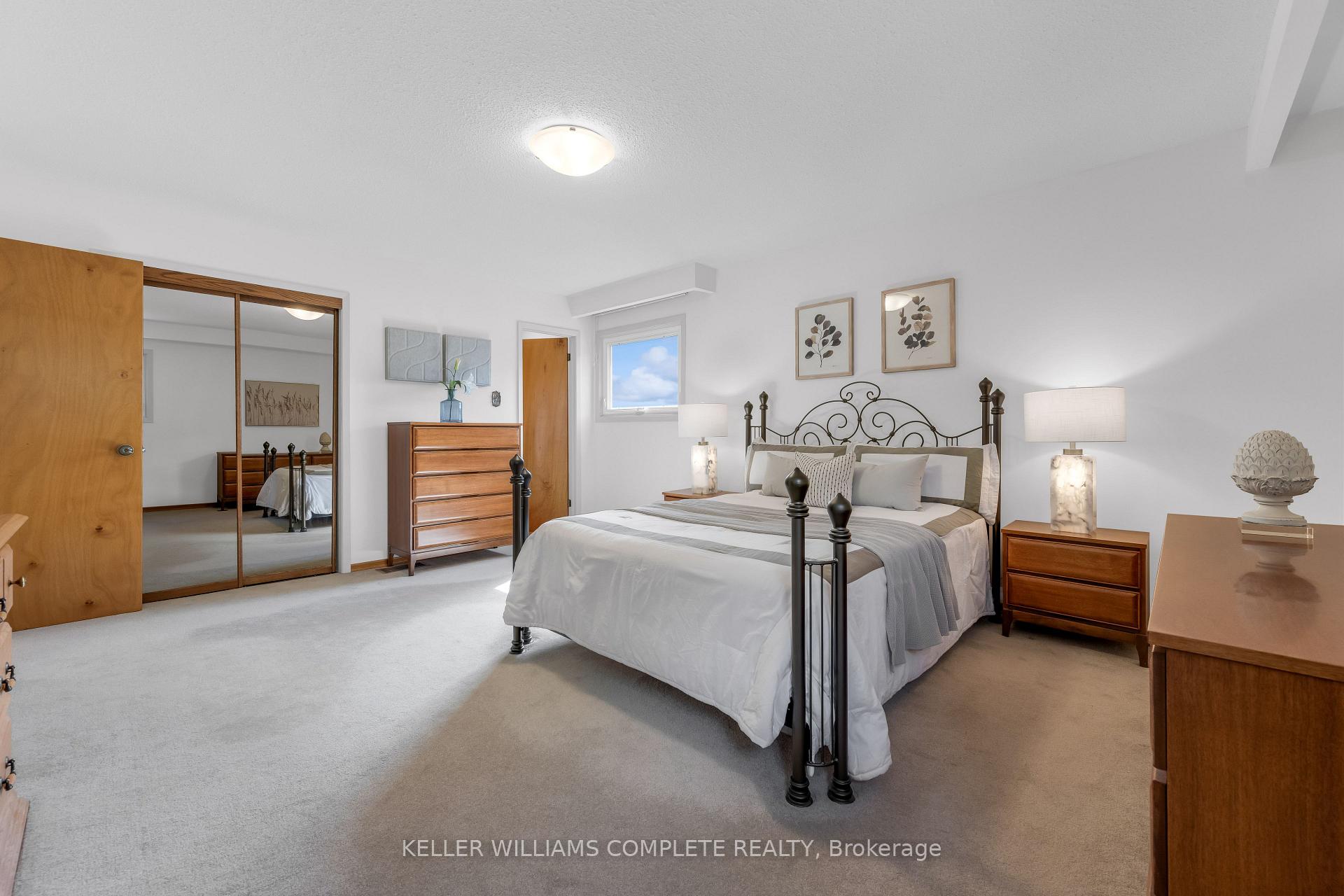 Photo 21 of 2134 Cartier Crescent, Burlington, Brant Hills — HOMEH