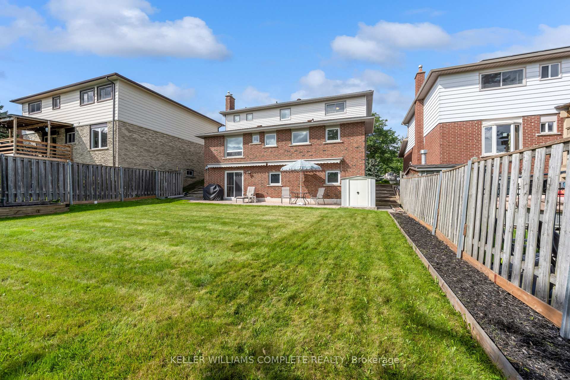 Photo 34 of 2134 Cartier Crescent, Burlington, Brant Hills — HOMEH