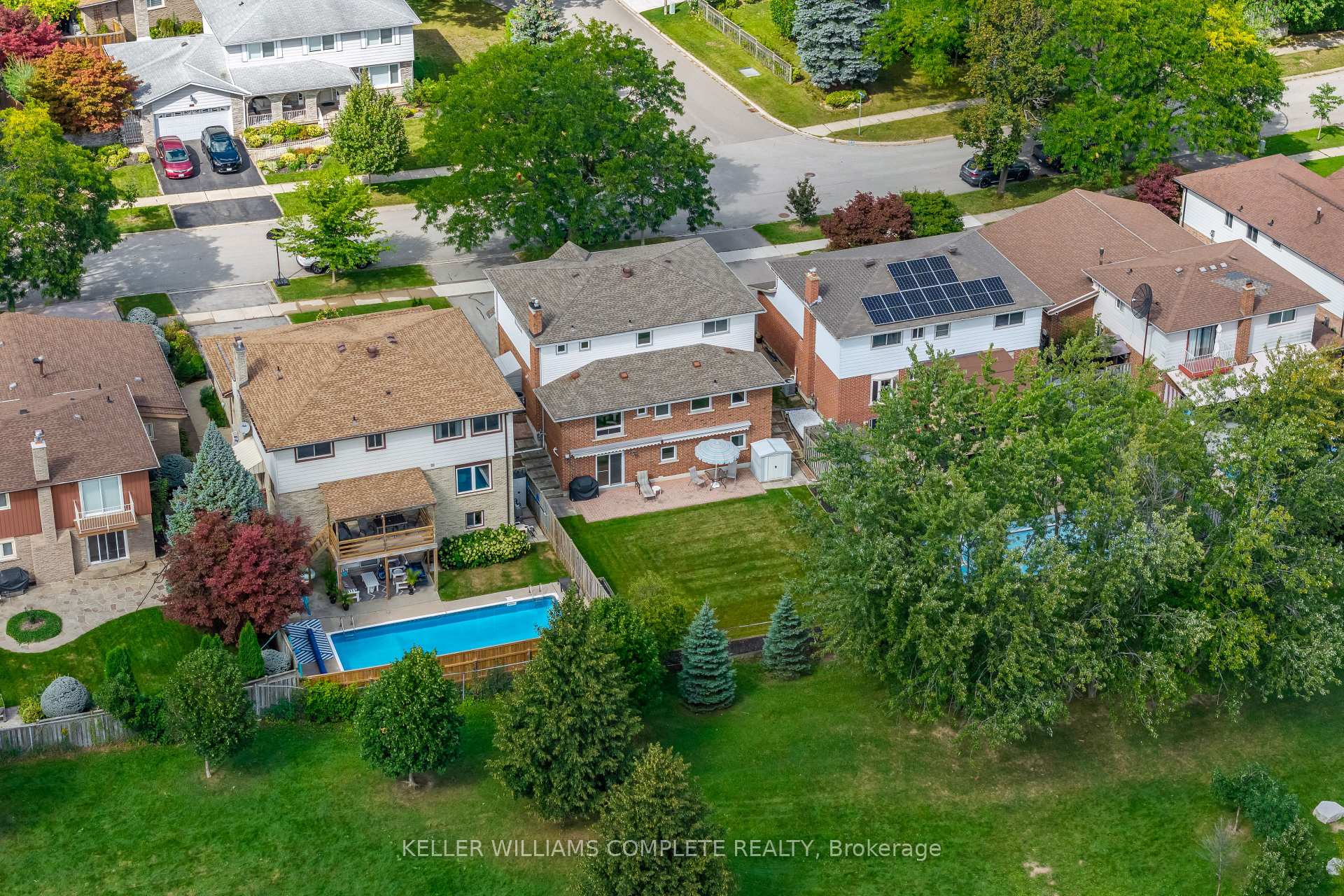 Photo 37 of 2134 Cartier Crescent, Burlington, Brant Hills — HOMEH