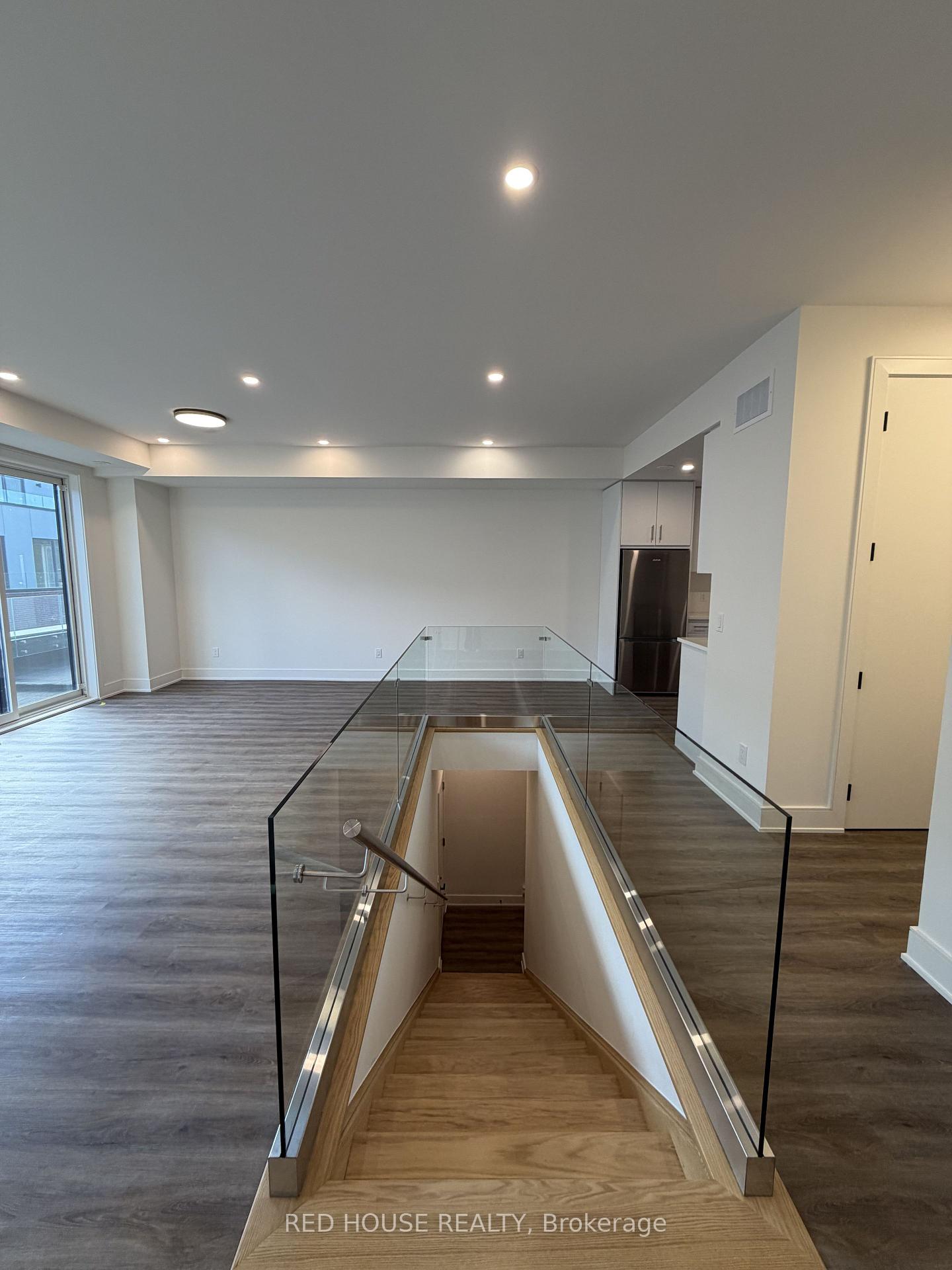 Photo 6 of 212 Ellis Avenue, St. Catharines, Oakdale — HOMEH