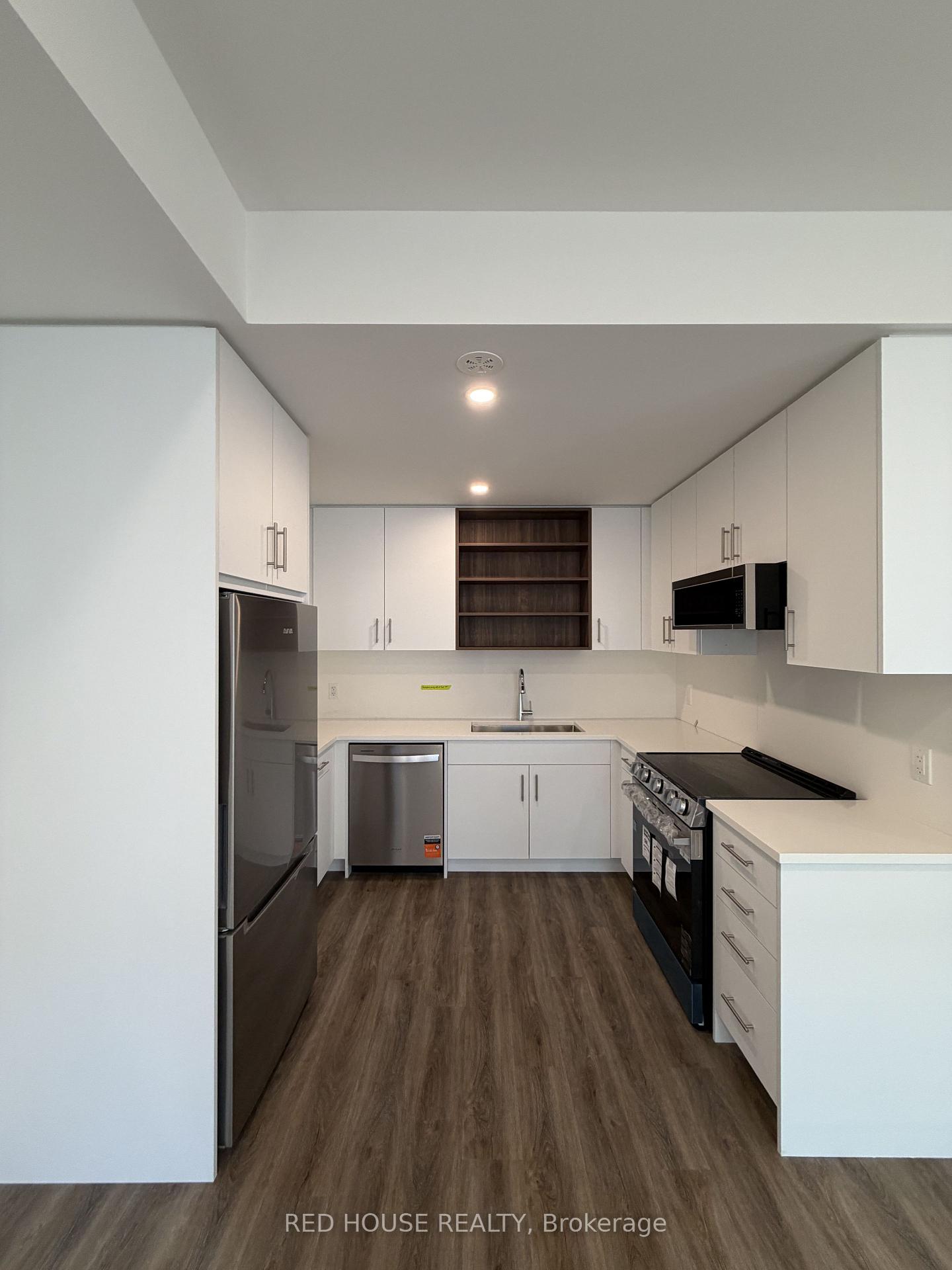 Photo 9 of 212 Ellis Avenue, St. Catharines, Oakdale — HOMEH
