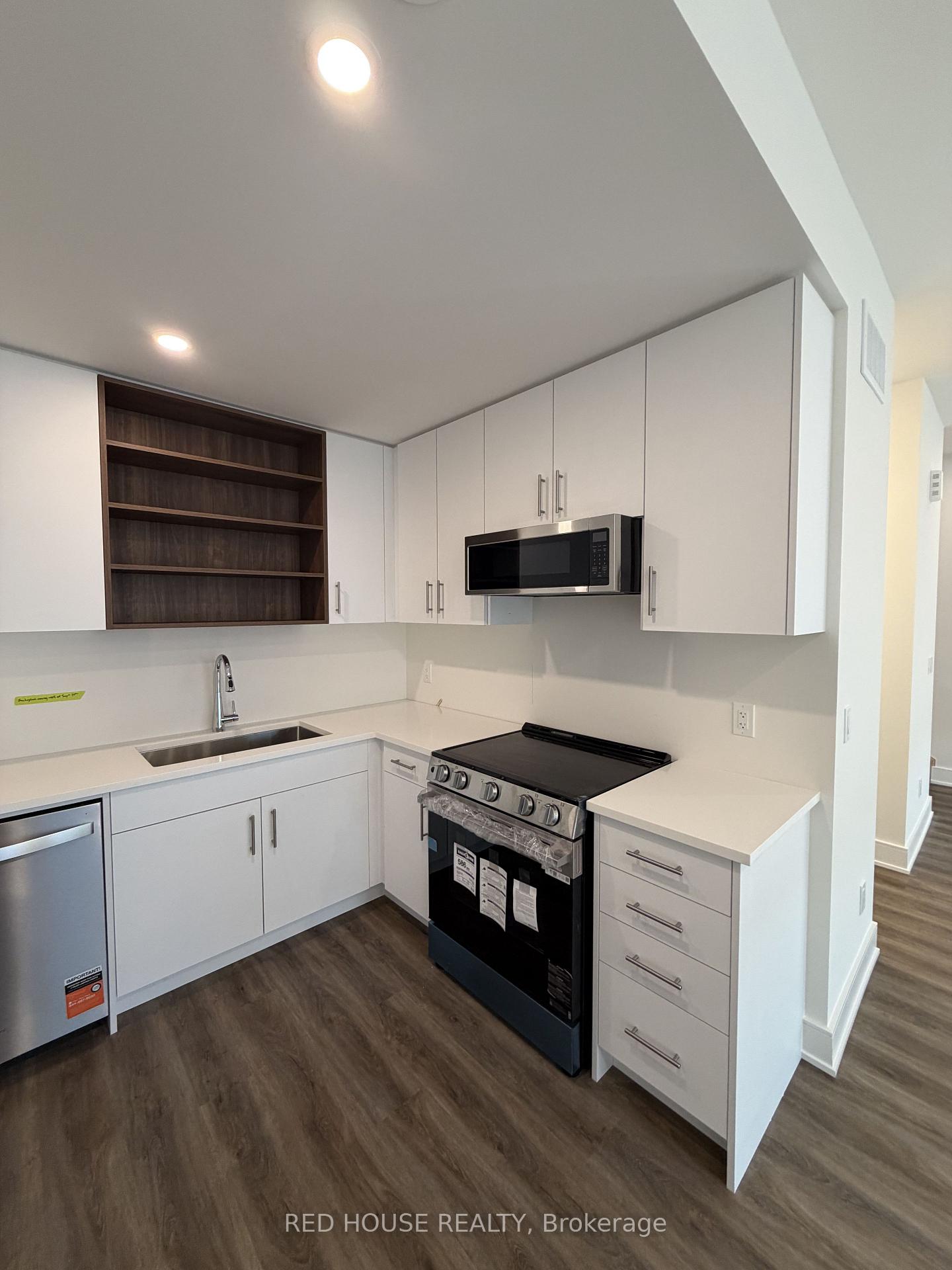 Photo 11 of 212 Ellis Avenue, St. Catharines, Oakdale — HOMEH