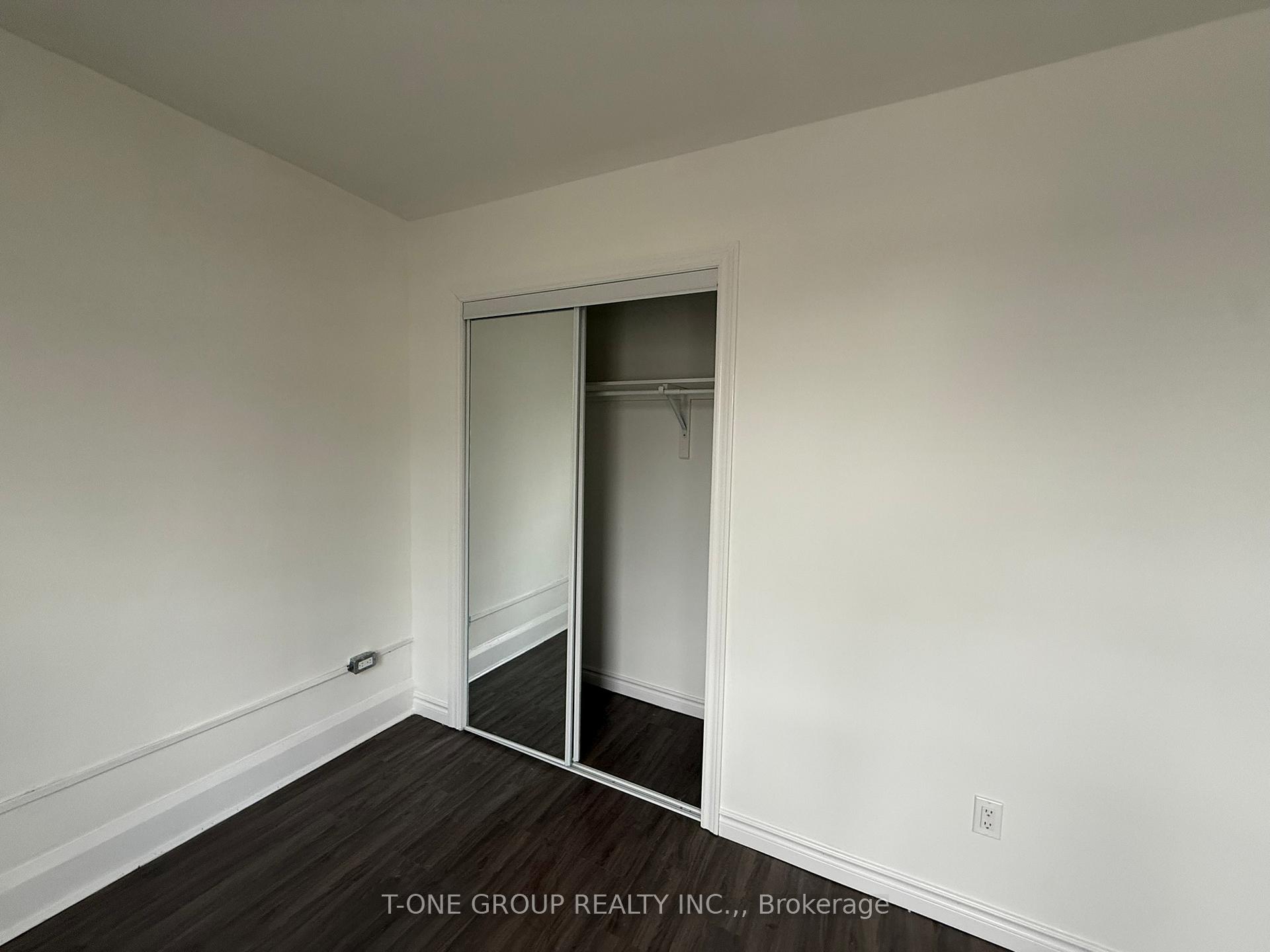 Photo 9 of Unit Unit 2, 418 Royal York Road, Etobicoke, Mimico — HOMEH