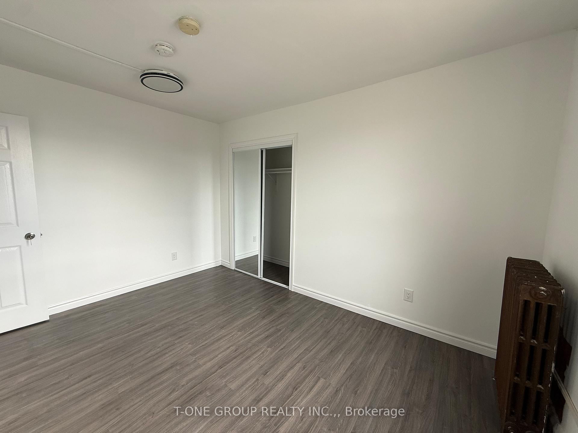 Photo 13 of Unit Unit 2, 418 Royal York Road, Etobicoke, Mimico — HOMEH