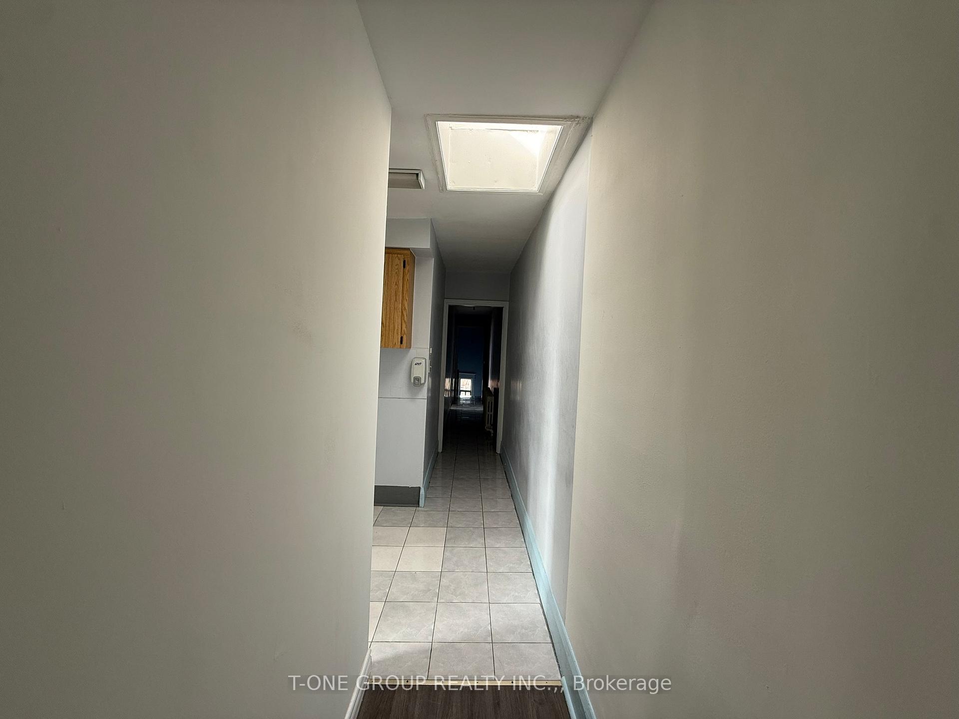 Photo 14 of Unit Unit 2, 418 Royal York Road, Etobicoke, Mimico — HOMEH