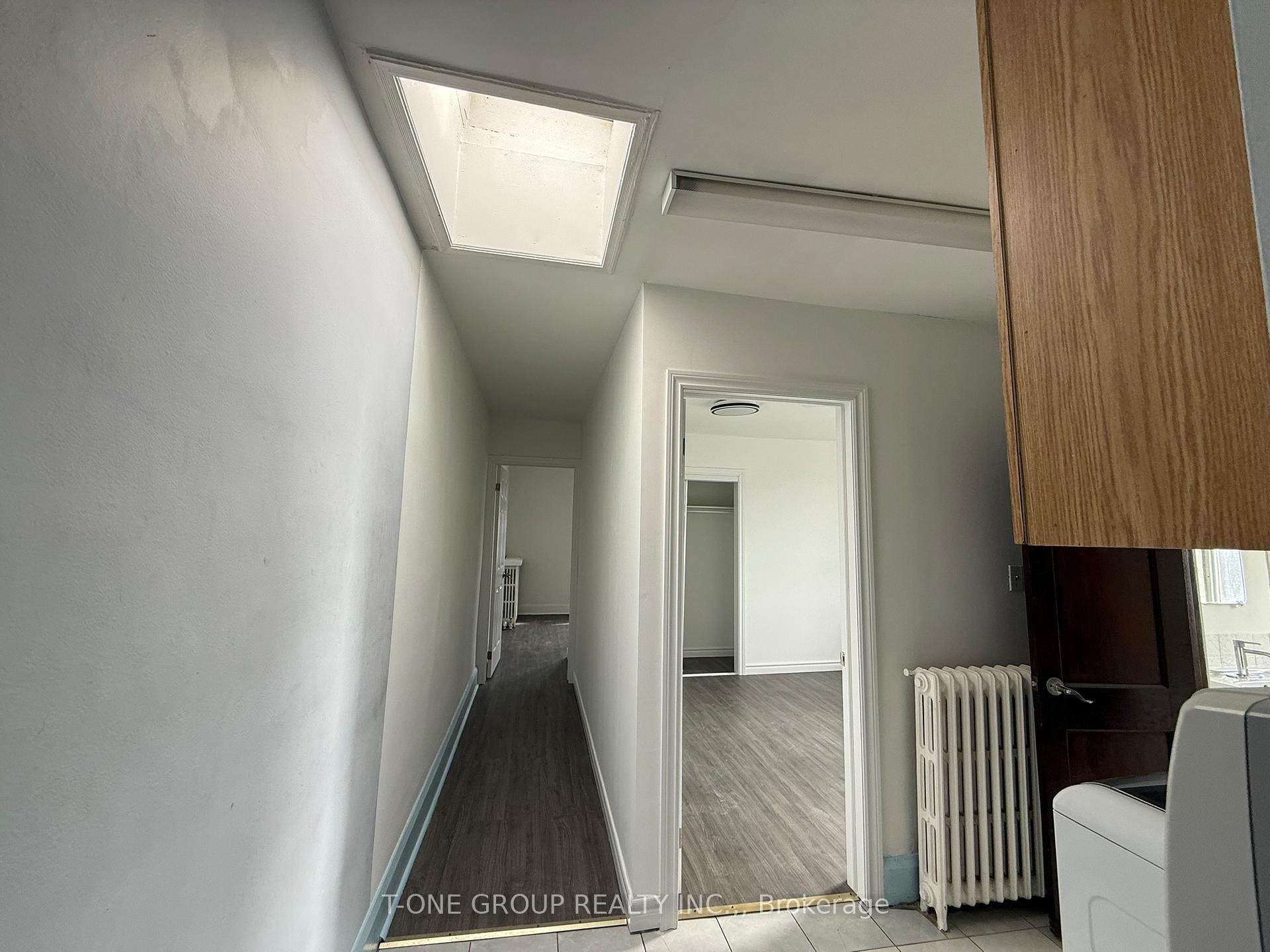 Photo 15 of Unit Unit 2, 418 Royal York Road, Etobicoke, Mimico — HOMEH