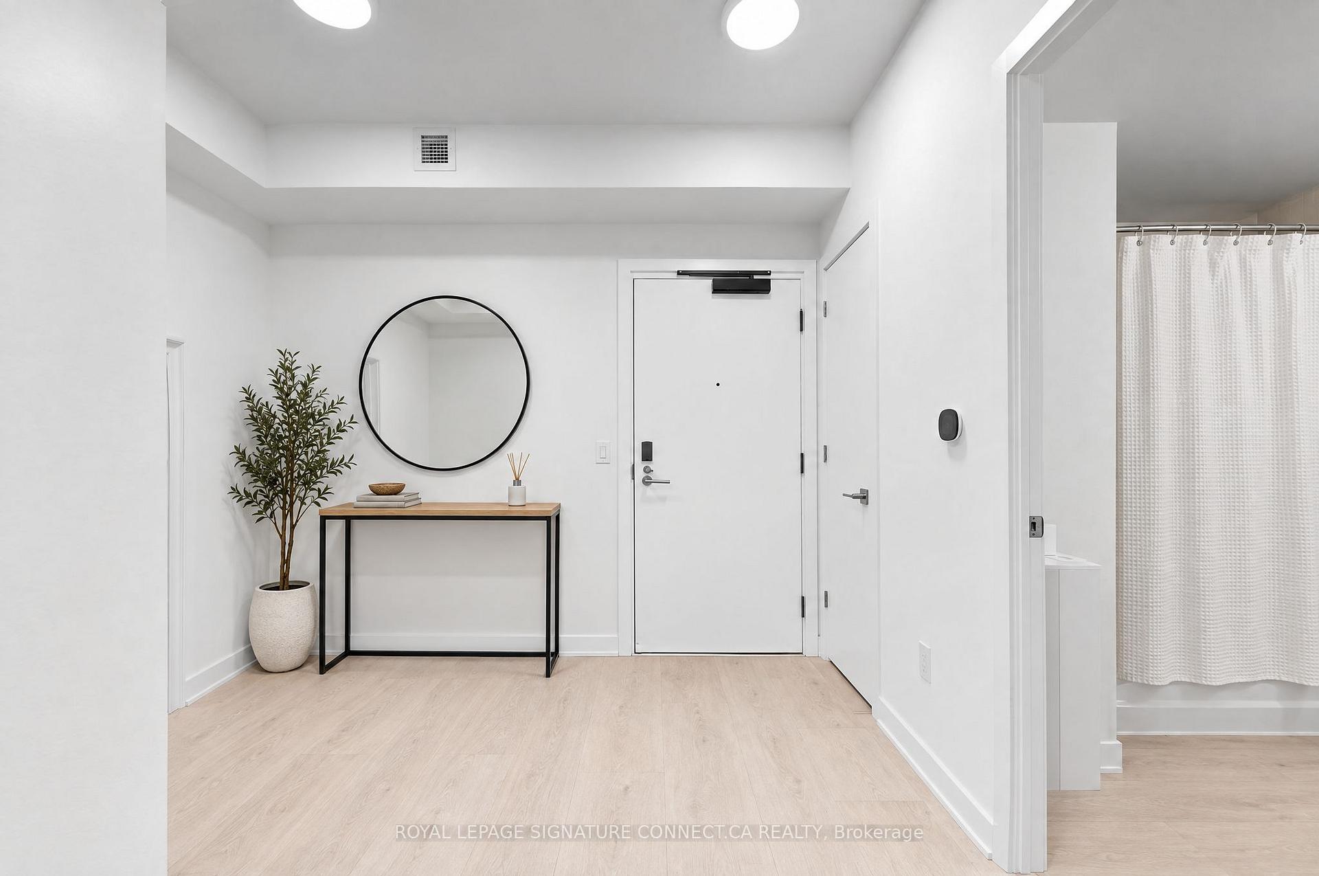 Photo 2 of Unit 509, 2501 Saw Whet Boulevard, Oakville, Glen Abbey — HOMEH
