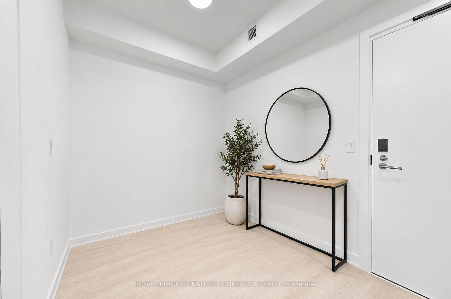 Photo 3 of Unit 509, 2501 Saw Whet Boulevard, Oakville, Glen Abbey — HOMEH