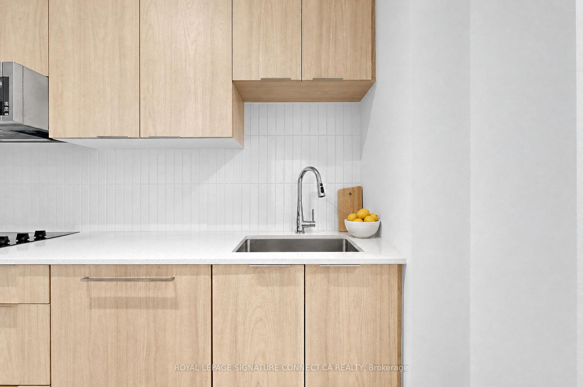 Photo 9 of Unit 509, 2501 Saw Whet Boulevard, Oakville, Glen Abbey — HOMEH