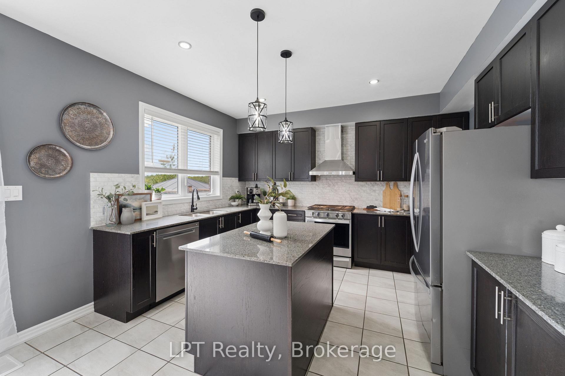 Photo 15 of 175 Highlands Boulevard, Cavan Monaghan, Cavan Twp — HOMEH
