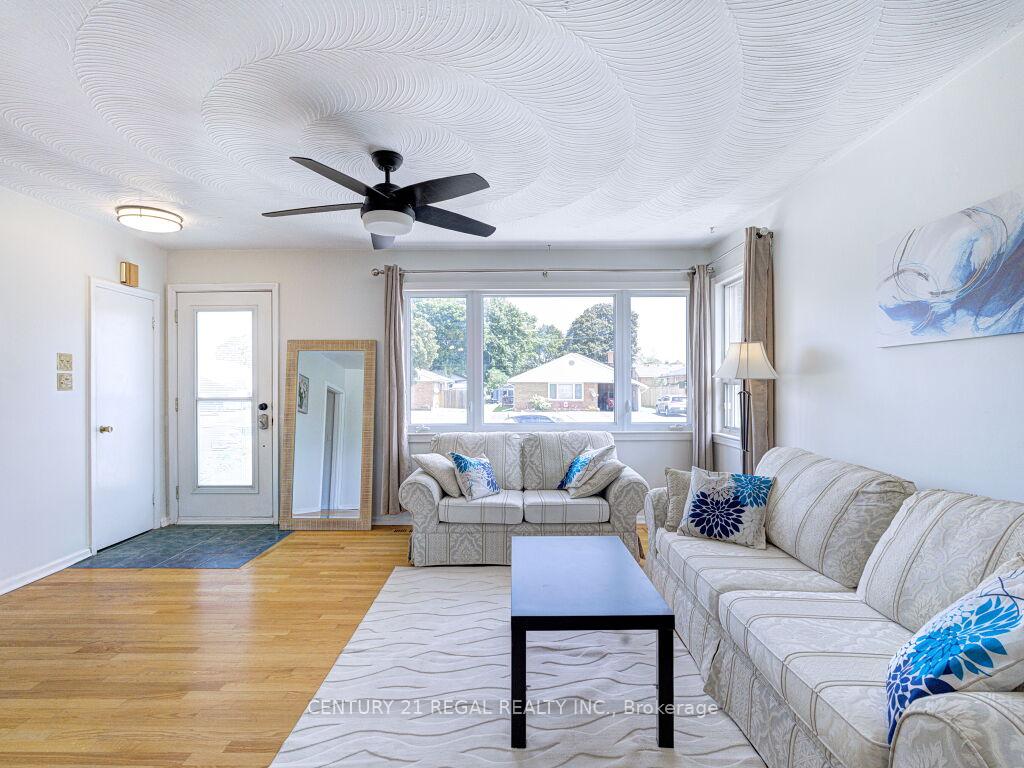 Photo 5 of 122 Longfield Road, Halton Hills, Acton — HOMEH