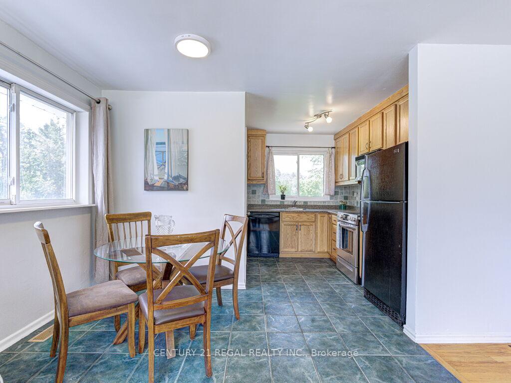 Photo 8 of 122 Longfield Road, Halton Hills, Acton — HOMEH