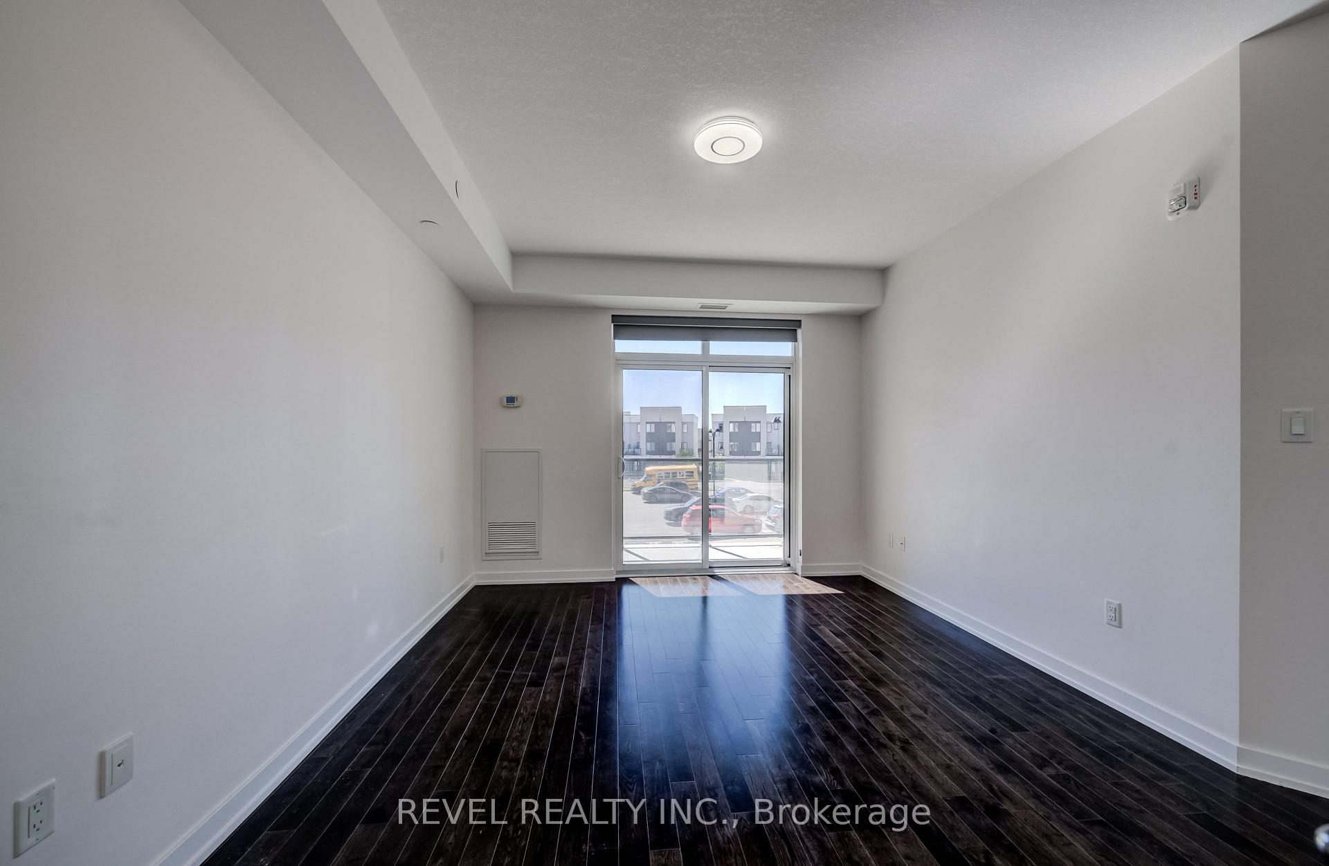 Photo 10 of Unit 235, 125 Shoreview Place, Hamilton, Lakeshore — HOMEH