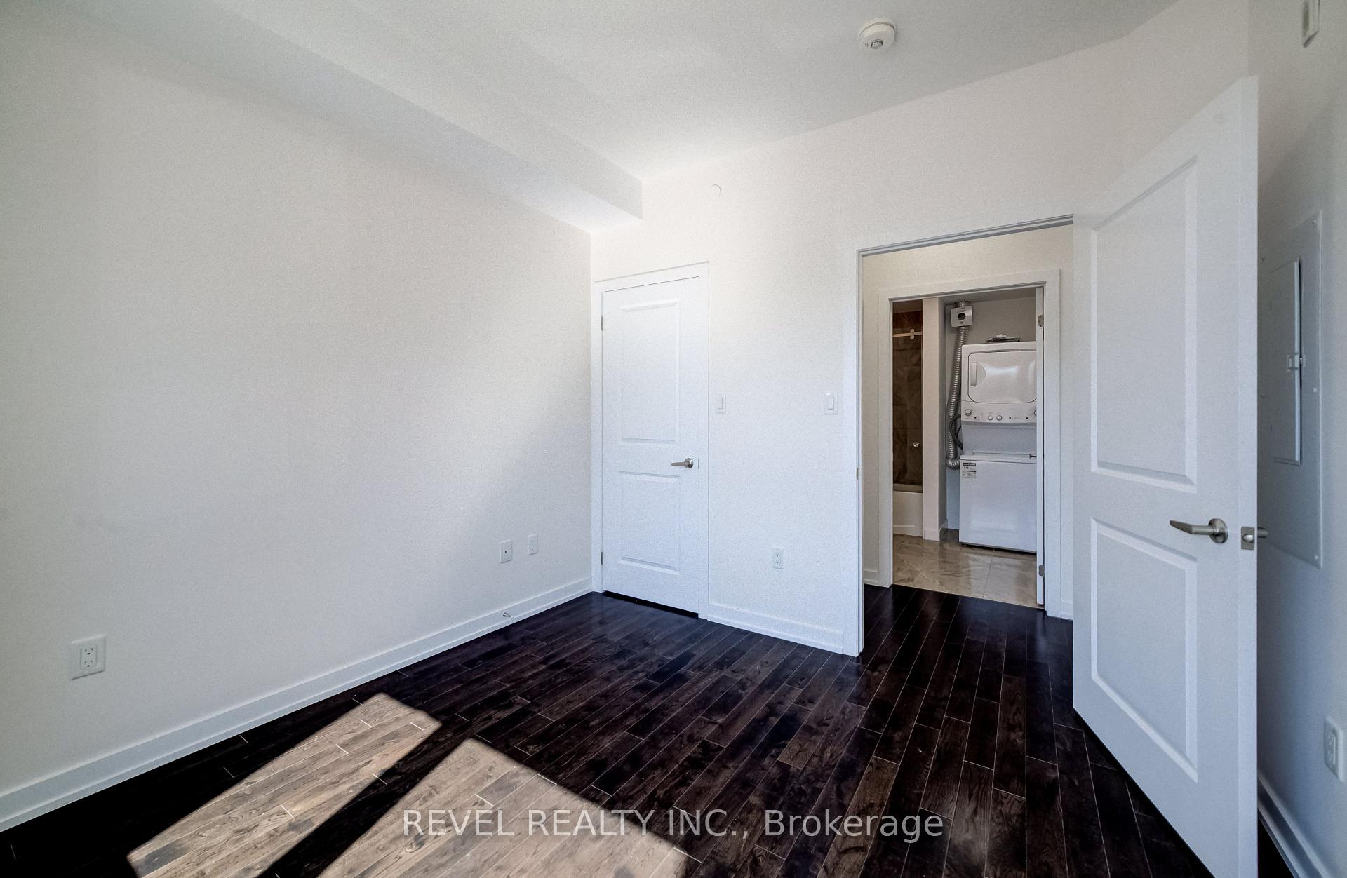 Photo 15 of Unit 235, 125 Shoreview Place, Hamilton, Lakeshore — HOMEH