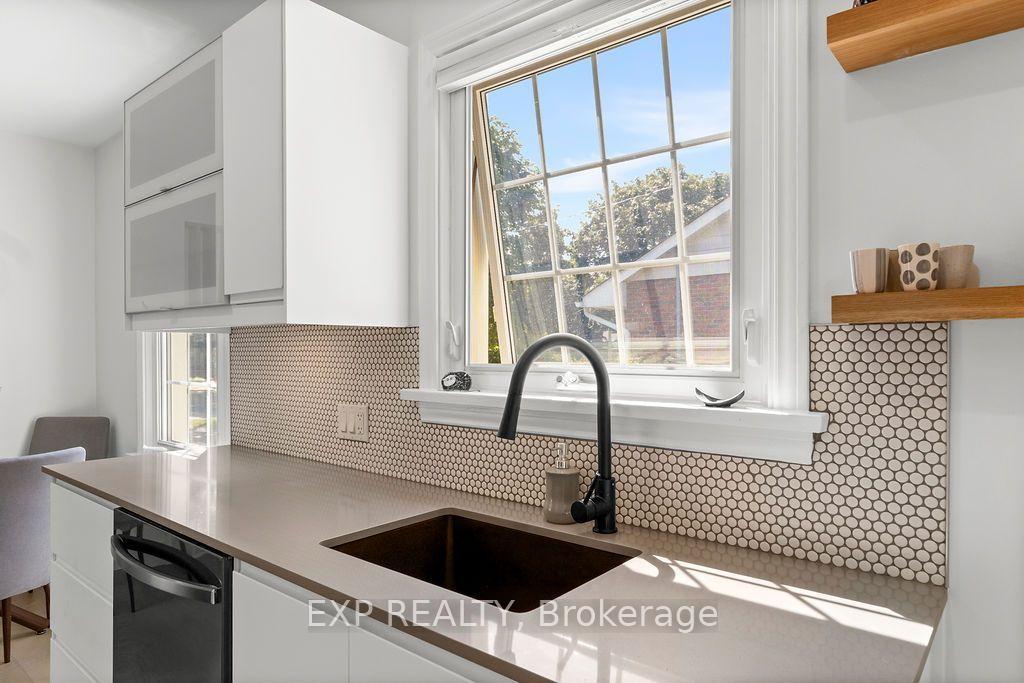 Photo 12 of 38 Albany Drive, St. Catharines, Lakeport — HOMEH
