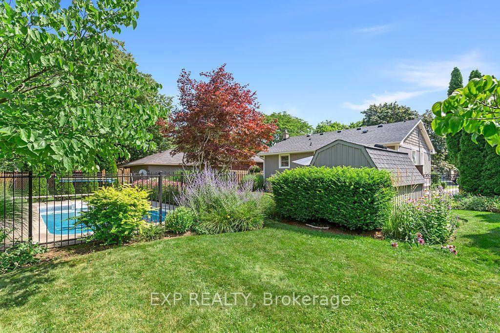 Photo 33 of 38 Albany Drive, St. Catharines, Lakeport — HOMEH