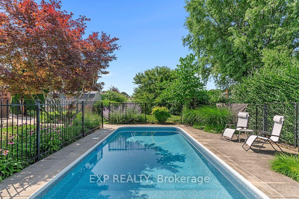 Photo 34 of 38 Albany Drive, St. Catharines, Lakeport — HOMEH