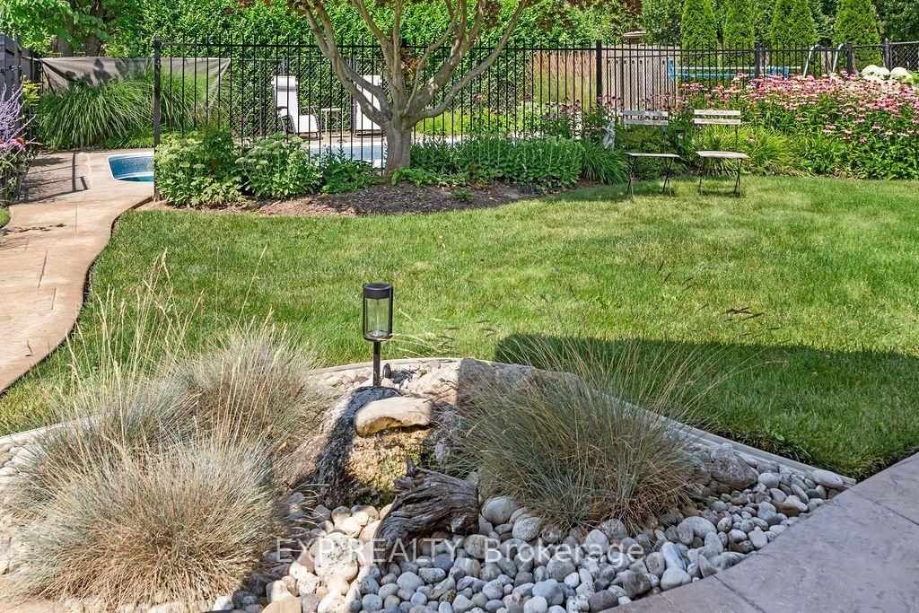 Photo 40 of 38 Albany Drive, St. Catharines, Lakeport — HOMEH
