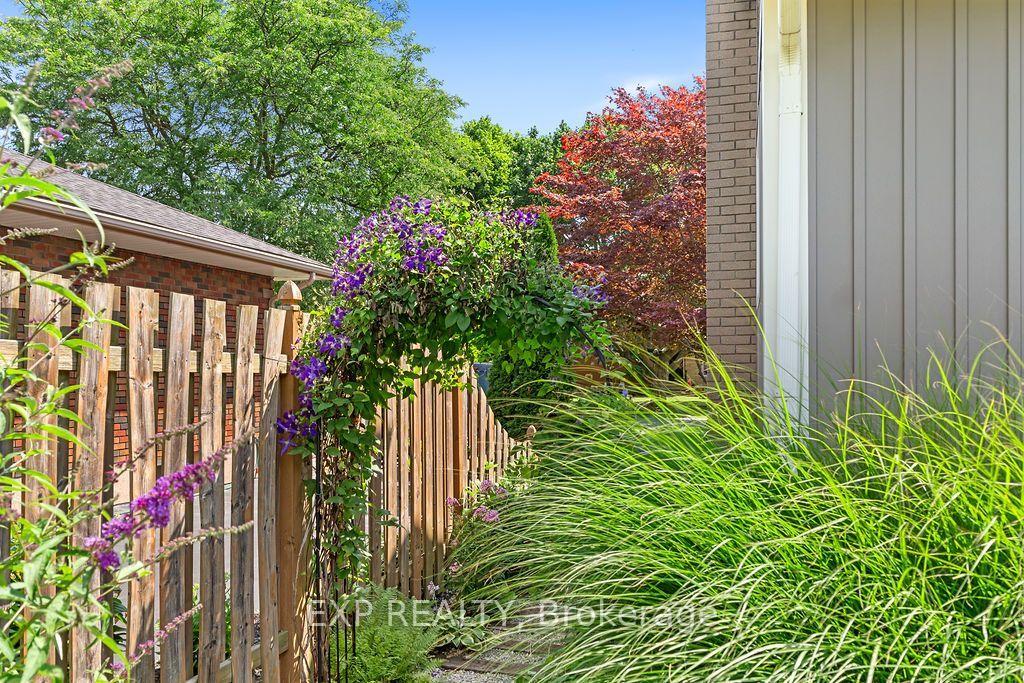Photo 41 of 38 Albany Drive, St. Catharines, Lakeport — HOMEH
