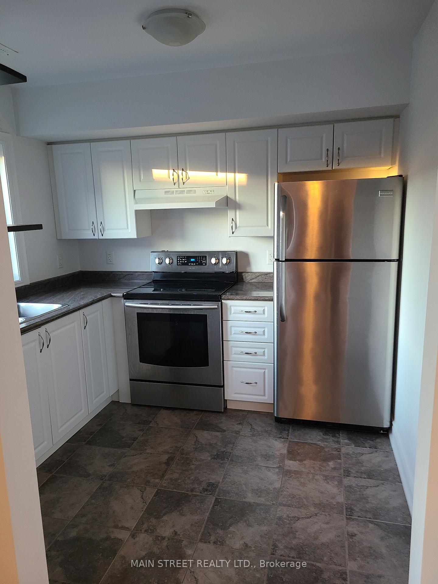 Photo 7 of Unit 5, 35 Madelaine Drive, Barrie, Painswick South — HOMEH