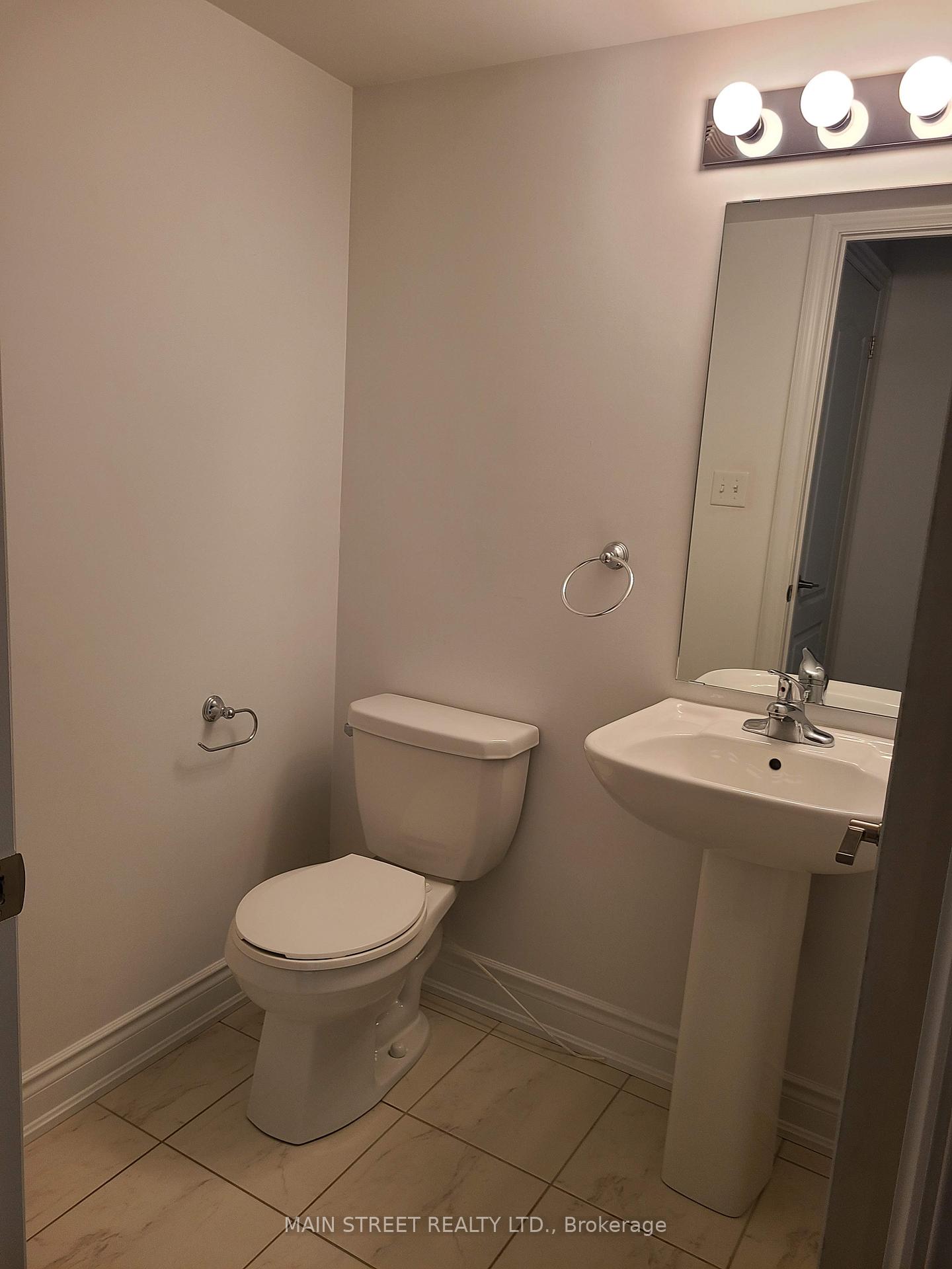 Photo 12 of Unit 5, 35 Madelaine Drive, Barrie, Painswick South — HOMEH