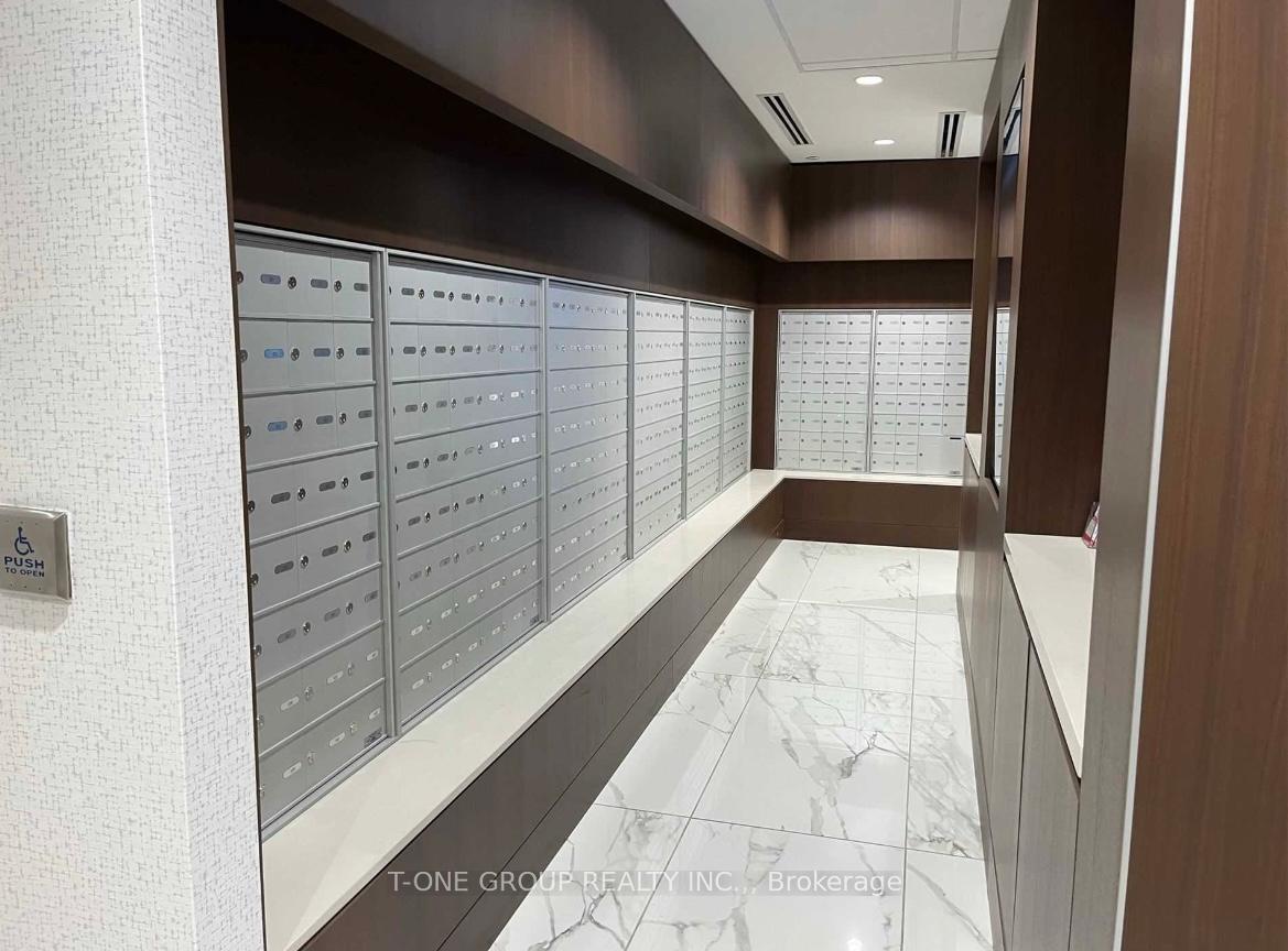 Photo 25 of Unit 1609, 85 Mcmahon Drive, North York, Bayview Village — HOMEH
