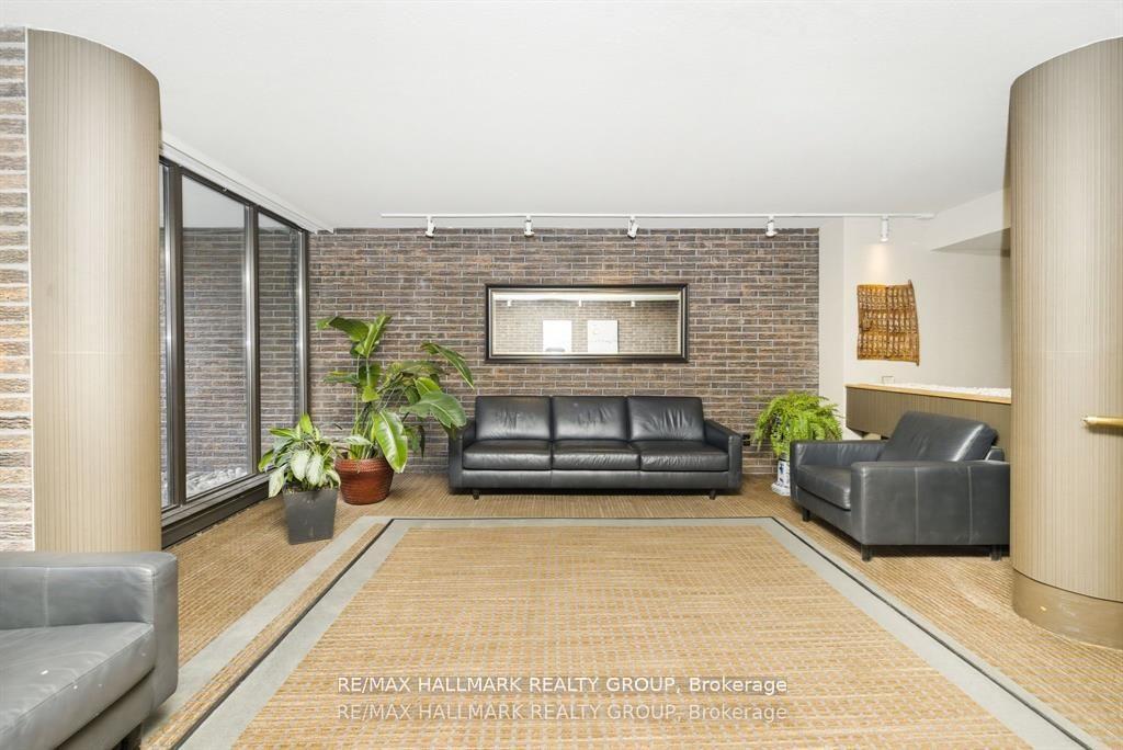Photo 8 of Unit 2003, 71 Somerset Street W, Ottawa, Ottawa Centre/Golden Triangle — HOMEH