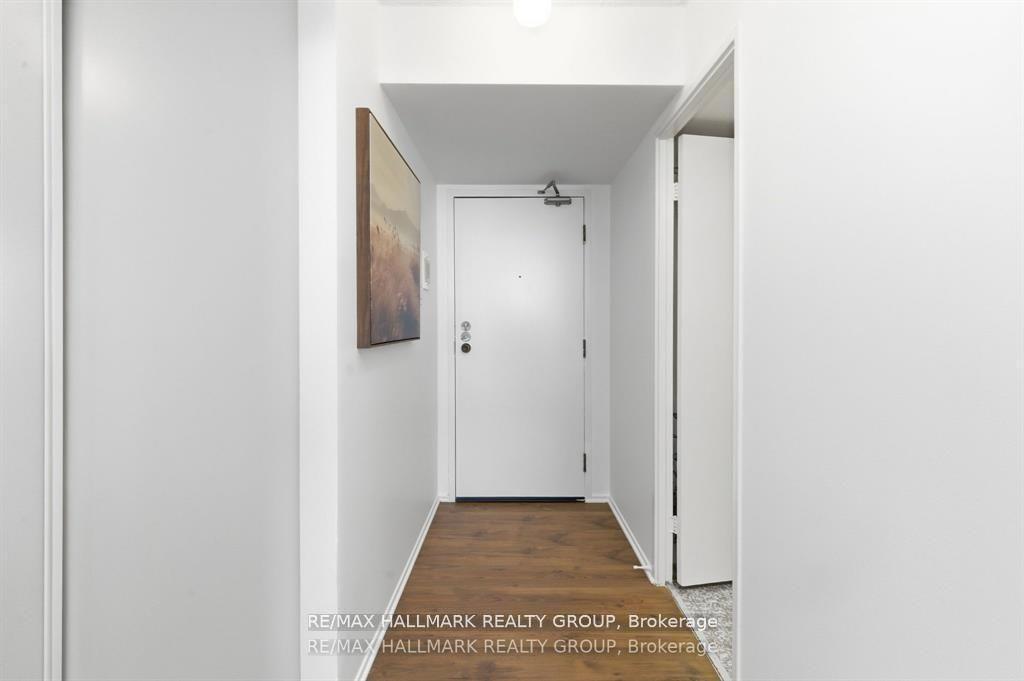 Photo 10 of Unit 2003, 71 Somerset Street W, Ottawa, Ottawa Centre/Golden Triangle — HOMEH