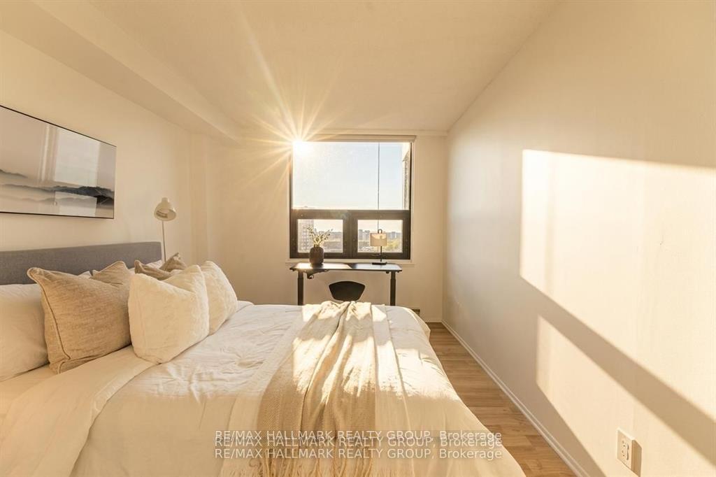 Photo 15 of Unit 2003, 71 Somerset Street W, Ottawa, Ottawa Centre/Golden Triangle — HOMEH