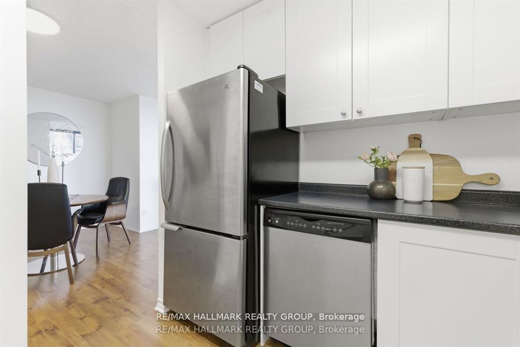 Photo 23 of Unit 2003, 71 Somerset Street W, Ottawa, Ottawa Centre/Golden Triangle — HOMEH
