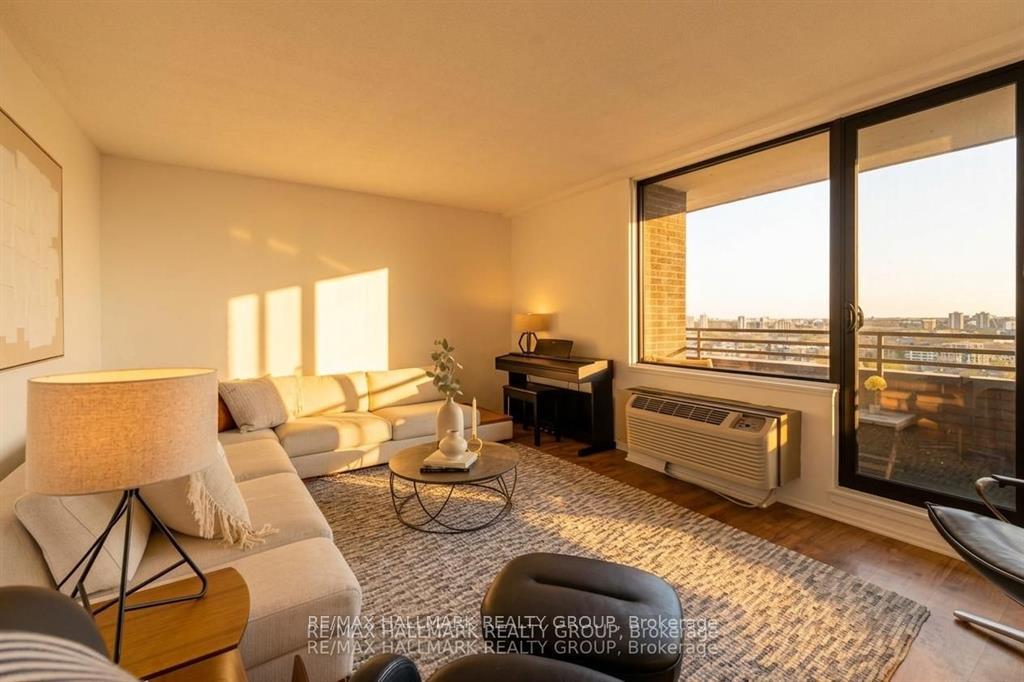 Photo 25 of Unit 2003, 71 Somerset Street W, Ottawa, Ottawa Centre/Golden Triangle — HOMEH