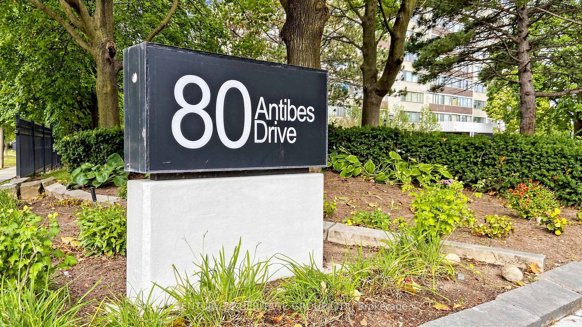 Photo 3 of Unit 1503, 80 Antibes Drive, North York, Westminster-Branson — HOMEH